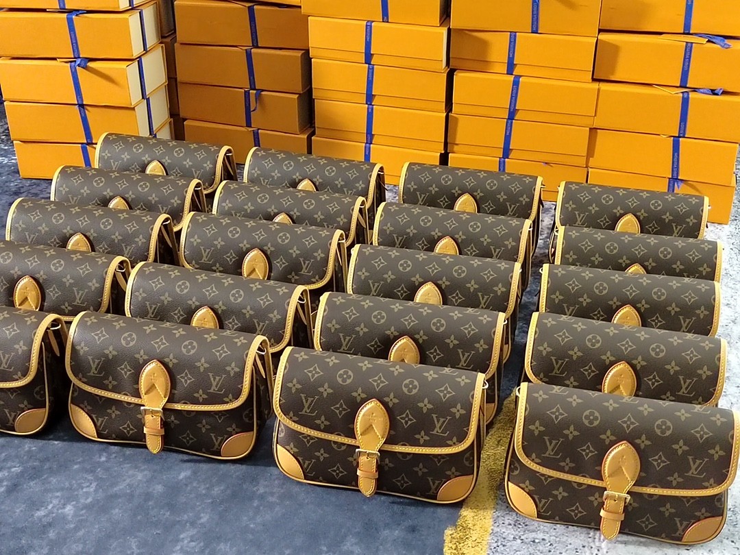 Super replica Louis Vuitton M45985 Diane bag review (2025 May updated)-Best Quality Fake designer Bag Review, Replica designer bag ru Super replica Louis Vuitton M45985 Diane bag review (2025 May updated)-Best Quality Fake designer Bag Review, Replica designer bag ru