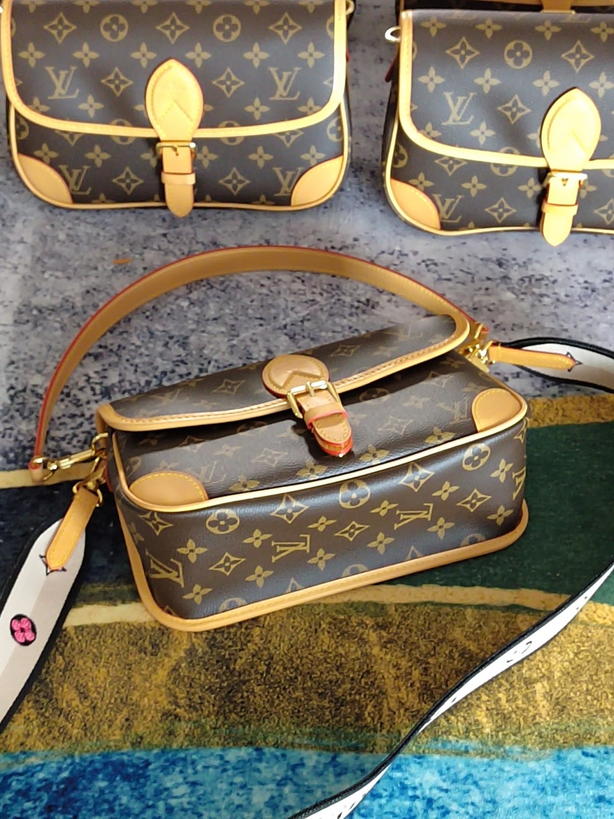 Super replica Louis Vuitton M45985 Diane bag review (2025 May updated)-Best Quality Fake designer Bag Review, Replica designer bag ru Super replica Louis Vuitton M45985 Diane bag review (2025 May updated)-Best Quality Fake designer Bag Review, Replica designer bag ru
