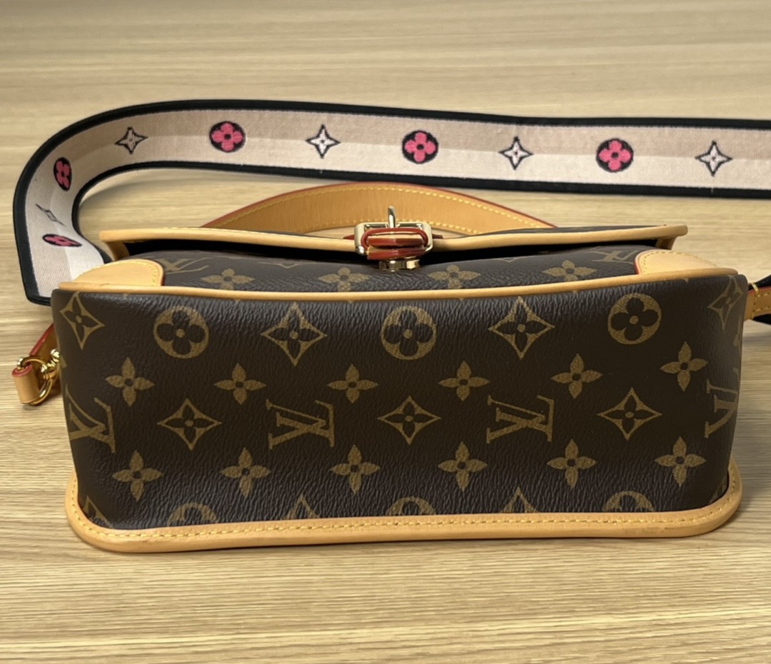 Super replica Louis Vuitton M45985 Diane bag review (2025 May updated)-Best Quality Fake designer Bag Review, Replica designer bag ru Super replica Louis Vuitton M45985 Diane bag review (2025 May updated)-Best Quality Fake designer Bag Review, Replica designer bag ru