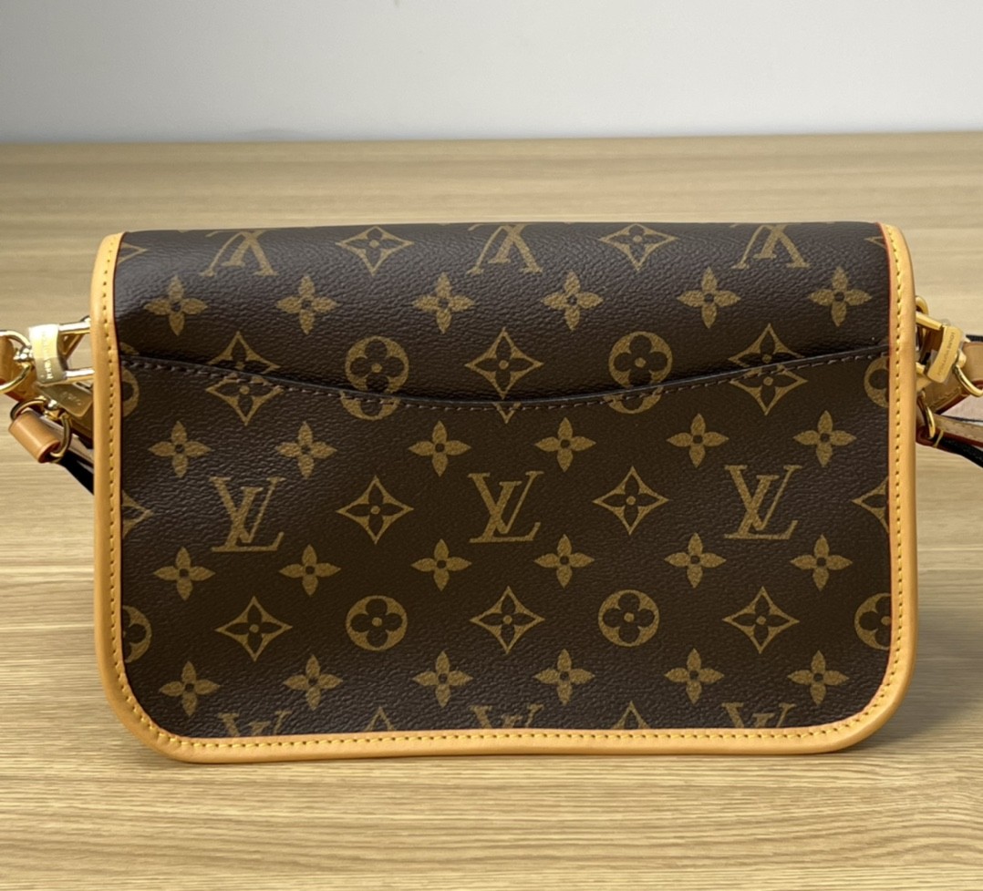 Super replica Louis Vuitton M45985 Diane bag review (2025 May updated)-Best Quality Fake designer Bag Review, Replica designer bag ru Super replica Louis Vuitton M45985 Diane bag review (2025 May updated)-Best Quality Fake designer Bag Review, Replica designer bag ru