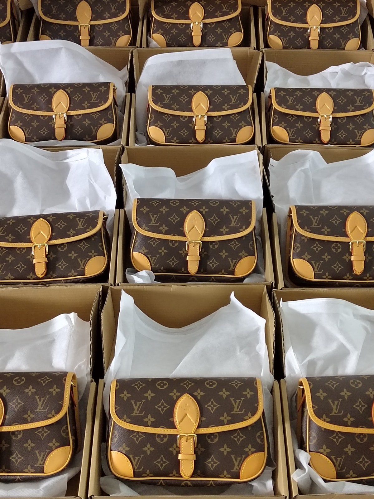 Super replica Louis Vuitton M45985 Diane bag review (2025 May updated)-Best Quality Fake designer Bag Review, Replica designer bag ru Super replica Louis Vuitton M45985 Diane bag review (2025 May updated)-Best Quality Fake designer Bag Review, Replica designer bag ru