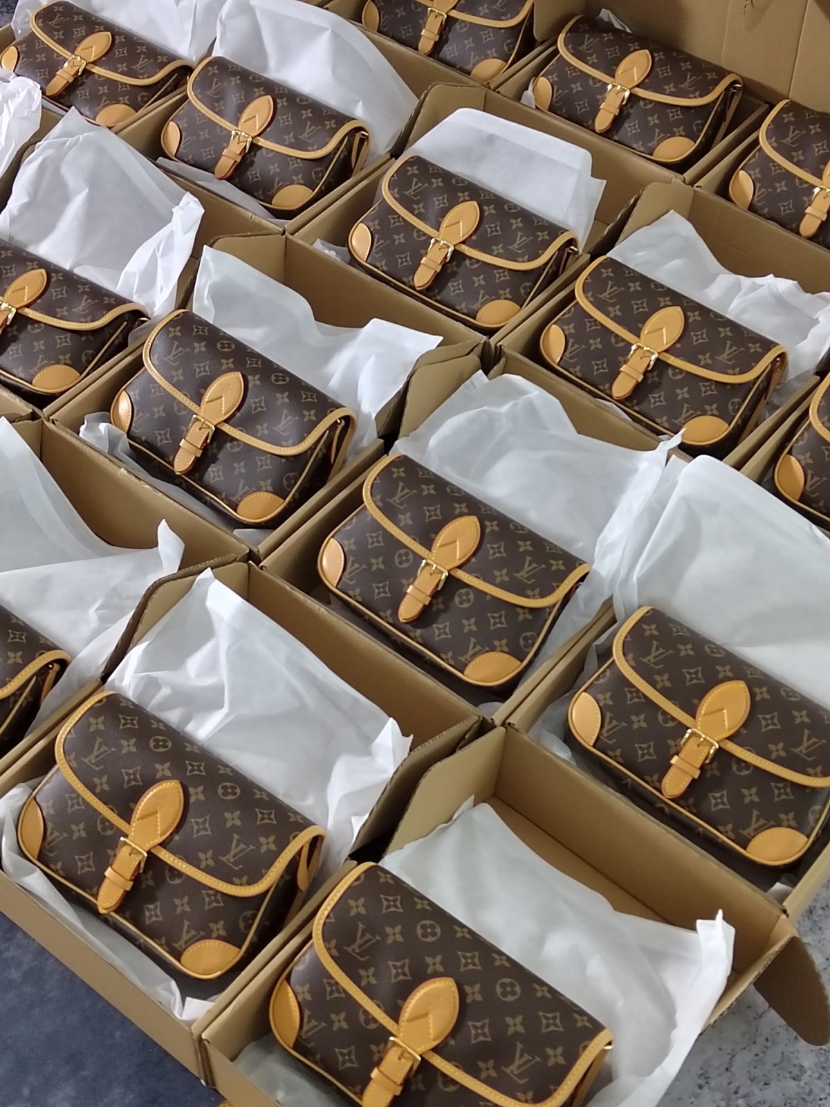 Super replica Louis Vuitton M45985 Diane bag review (2025 May updated)-Best Quality Fake designer Bag Review, Replica designer bag ru Super replica Louis Vuitton M45985 Diane bag review (2025 May updated)-Best Quality Fake designer Bag Review, Replica designer bag ru