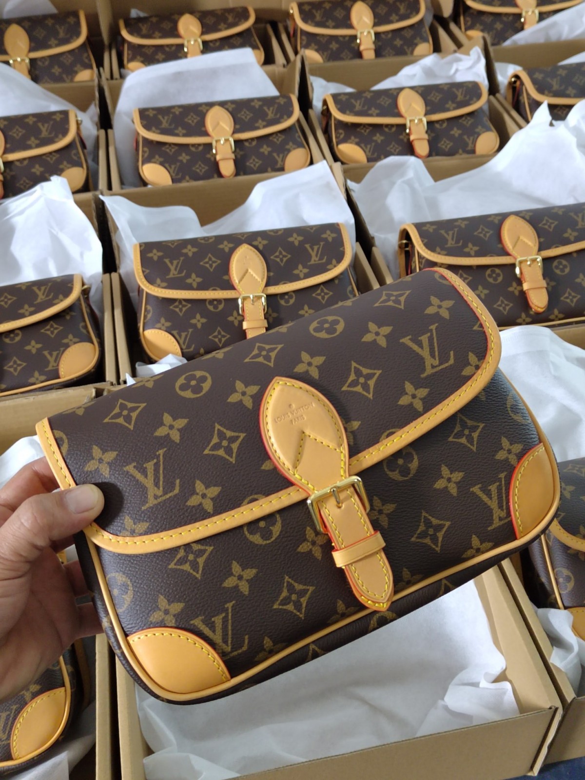 Super replica Louis Vuitton M45985 Diane bag review (2025 May updated)-Best Quality Fake designer Bag Review, Replica designer bag ru Super replica Louis Vuitton M45985 Diane bag review (2025 May updated)-Best Quality Fake designer Bag Review, Replica designer bag ru