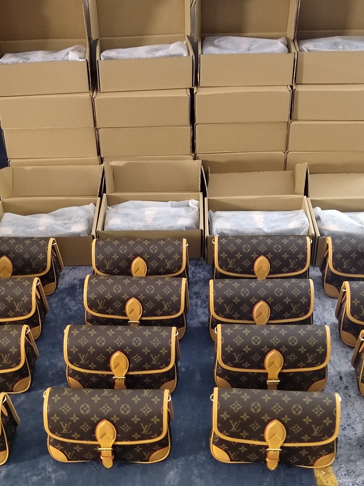 Super replica Louis Vuitton M45985 Diane bag review (2025 May updated)-Best Quality Fake designer Bag Review, Replica designer bag ru Super replica Louis Vuitton M45985 Diane bag review (2025 May updated)-Best Quality Fake designer Bag Review, Replica designer bag ru