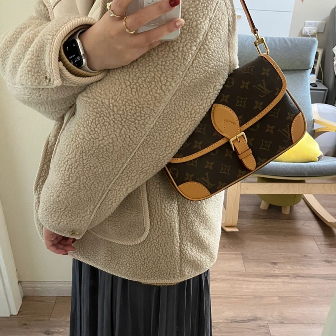Super replica Louis Vuitton M45985 Diane bag review (2025 May updated)-Best Quality Fake designer Bag Review, Replica designer bag ru Super replica Louis Vuitton M45985 Diane bag review (2025 May updated)-Best Quality Fake designer Bag Review, Replica designer bag ru