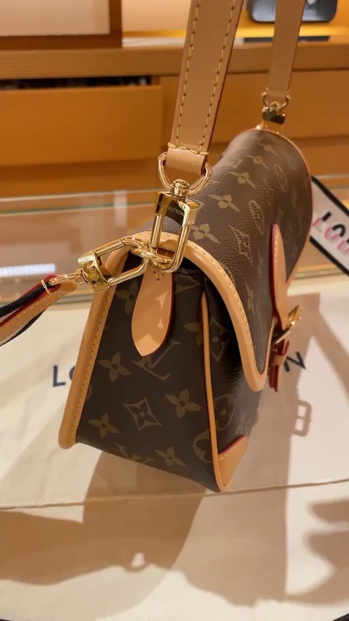 Super replica Louis Vuitton M45985 Diane bag review (2025 May updated)-Best Quality Fake designer Bag Review, Replica designer bag ru Super replica Louis Vuitton M45985 Diane bag review (2025 May updated)-Best Quality Fake designer Bag Review, Replica designer bag ru