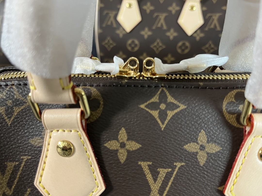 Shebag super replica Louis Vuitton M46234 SPEEDY BANDOULIÈRE 20-Best Quality Fake designer Bag Review, Replica designer bag ru