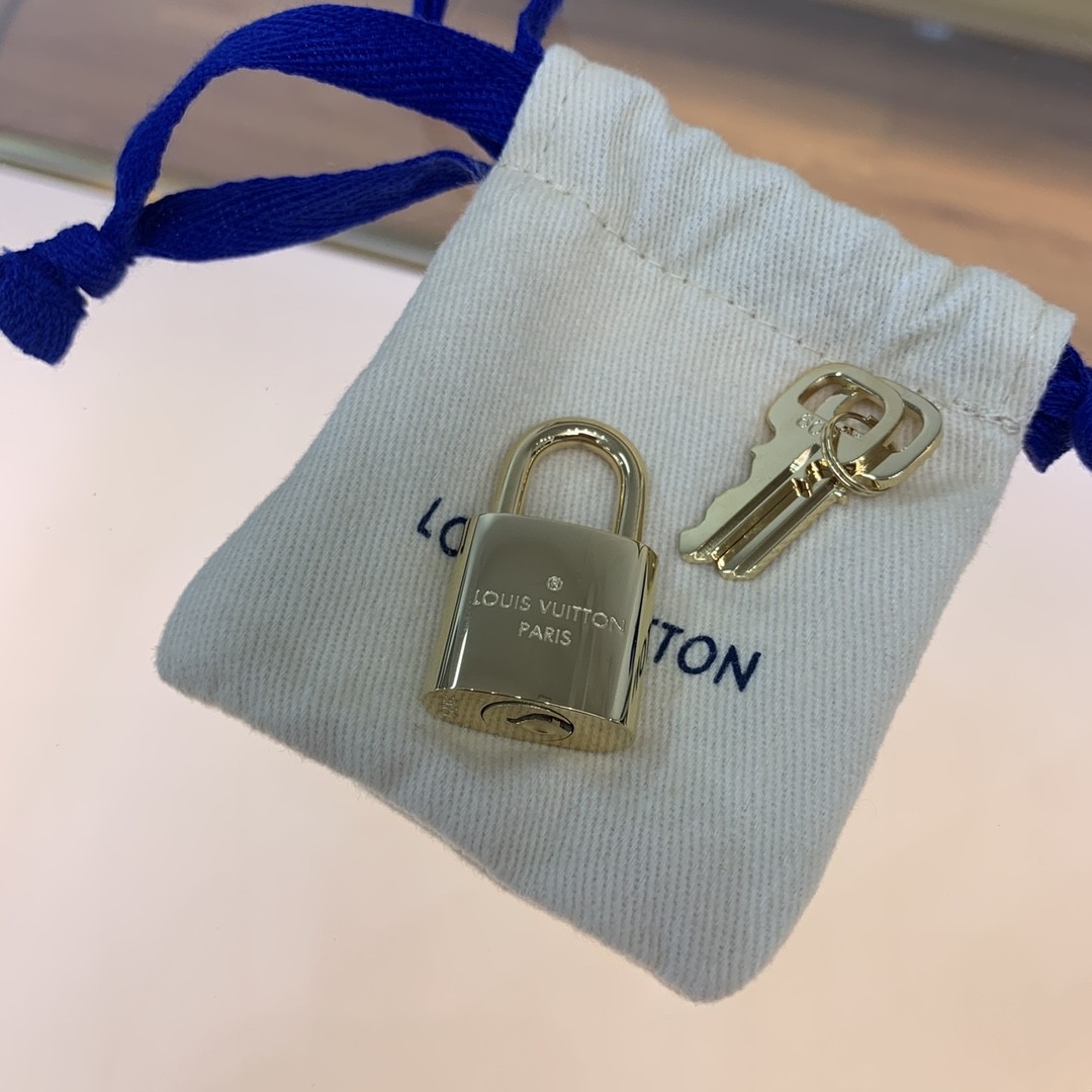Shebag super replica Louis Vuitton M46234 SPEEDY BANDOULIÈRE 20-Best Quality Fake designer Bag Review, Replica designer bag ru