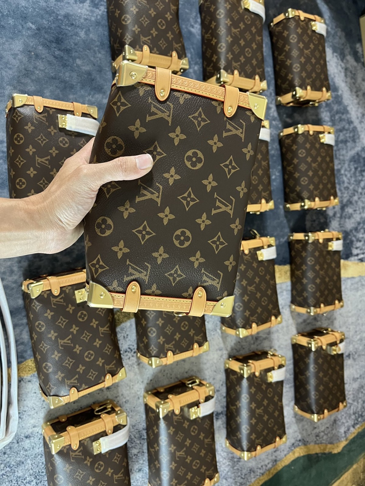 Shebag super replica Louis Vuitton M46358 SIDE TRUNK bag review(2025 May updated)-Best Quality Fake designer Bag Review, Replica designer bag ru Shebag super replica Louis Vuitton M46358 SIDE TRUNK bag review(2025 May updated)-Best Quality Fake designer Bag Review, Replica designer bag ru