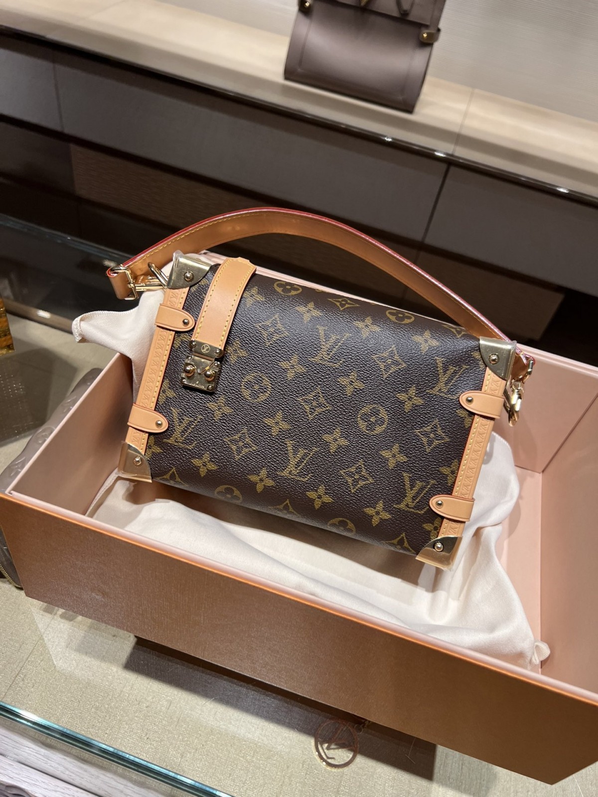 Shebag super replica Louis Vuitton M46358 SIDE TRUNK bag review(2025 May updated)-Best Quality Fake designer Bag Review, Replica designer bag ru Shebag super replica Louis Vuitton M46358 SIDE TRUNK bag review(2025 May updated)-Best Quality Fake designer Bag Review, Replica designer bag ru