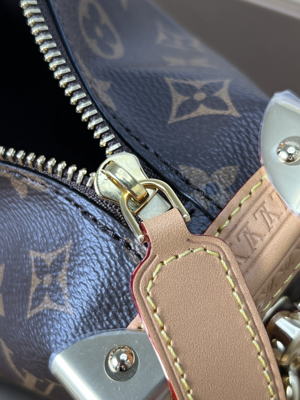 Shebag super replica Louis Vuitton M46358 SIDE TRUNK bag review(2025 May updated)-Best Quality Fake designer Bag Review, Replica designer bag ru Shebag super replica Louis Vuitton M46358 SIDE TRUNK bag review(2025 May updated)-Best Quality Fake designer Bag Review, Replica designer bag ru