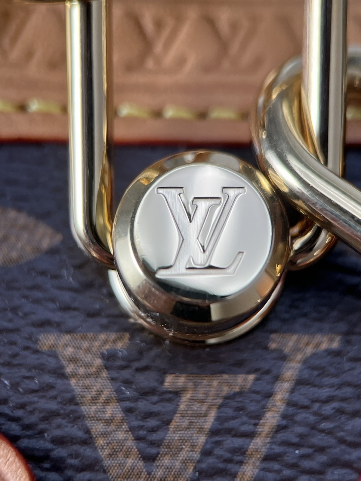 Shebag super replica Louis Vuitton M46358 SIDE TRUNK bag review(2025 May updated)-Best Quality Fake designer Bag Review, Replica designer bag ru Shebag super replica Louis Vuitton M46358 SIDE TRUNK bag review(2025 May updated)-Best Quality Fake designer Bag Review, Replica designer bag ru