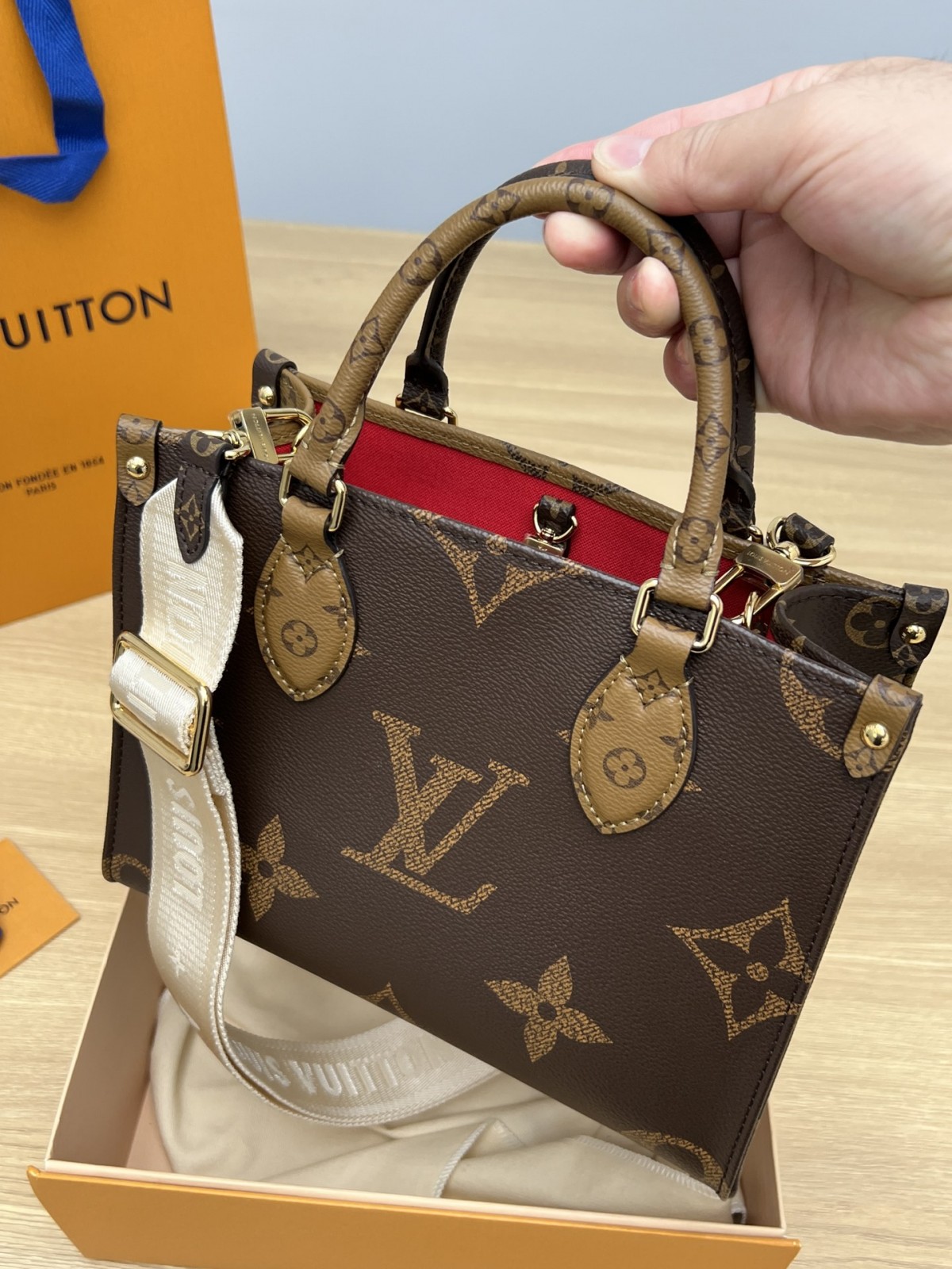 Shebag super replica Louis Vuitton M46373 ONTHEGO Small bag review (2025 May updated)-Best Quality Fake designer Bag Review, Replica designer bag ru Shebag super replica Louis Vuitton M46373 ONTHEGO Small bag review (2025 May updated)-Best Quality Fake designer Bag Review, Replica designer bag ru