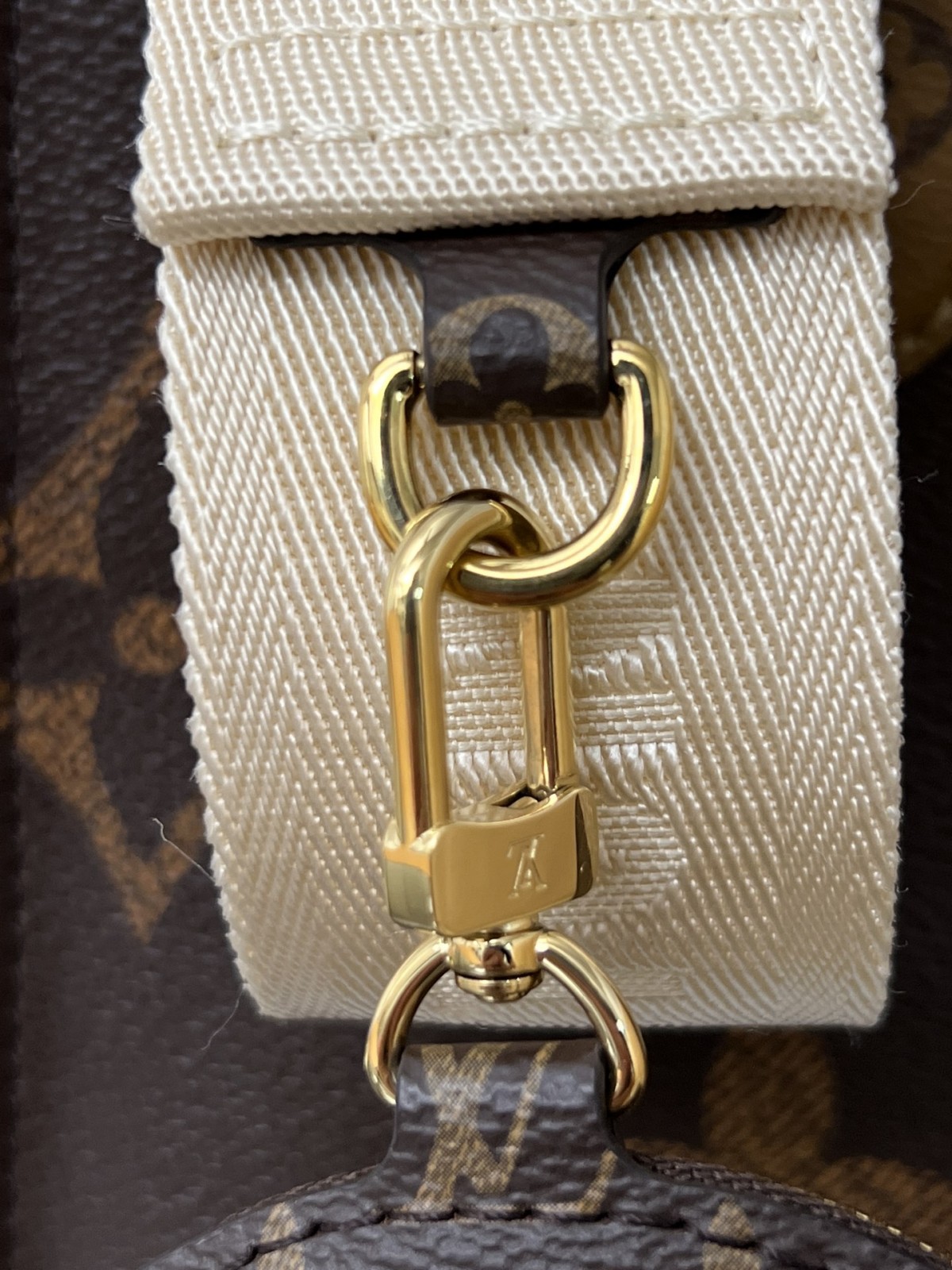 Shebag super replica Louis Vuitton M46373 ONTHEGO Small bag review (2025 May updated)-Best Quality Fake designer Bag Review, Replica designer bag ru Shebag super replica Louis Vuitton M46373 ONTHEGO Small bag review (2025 May updated)-Best Quality Fake designer Bag Review, Replica designer bag ru