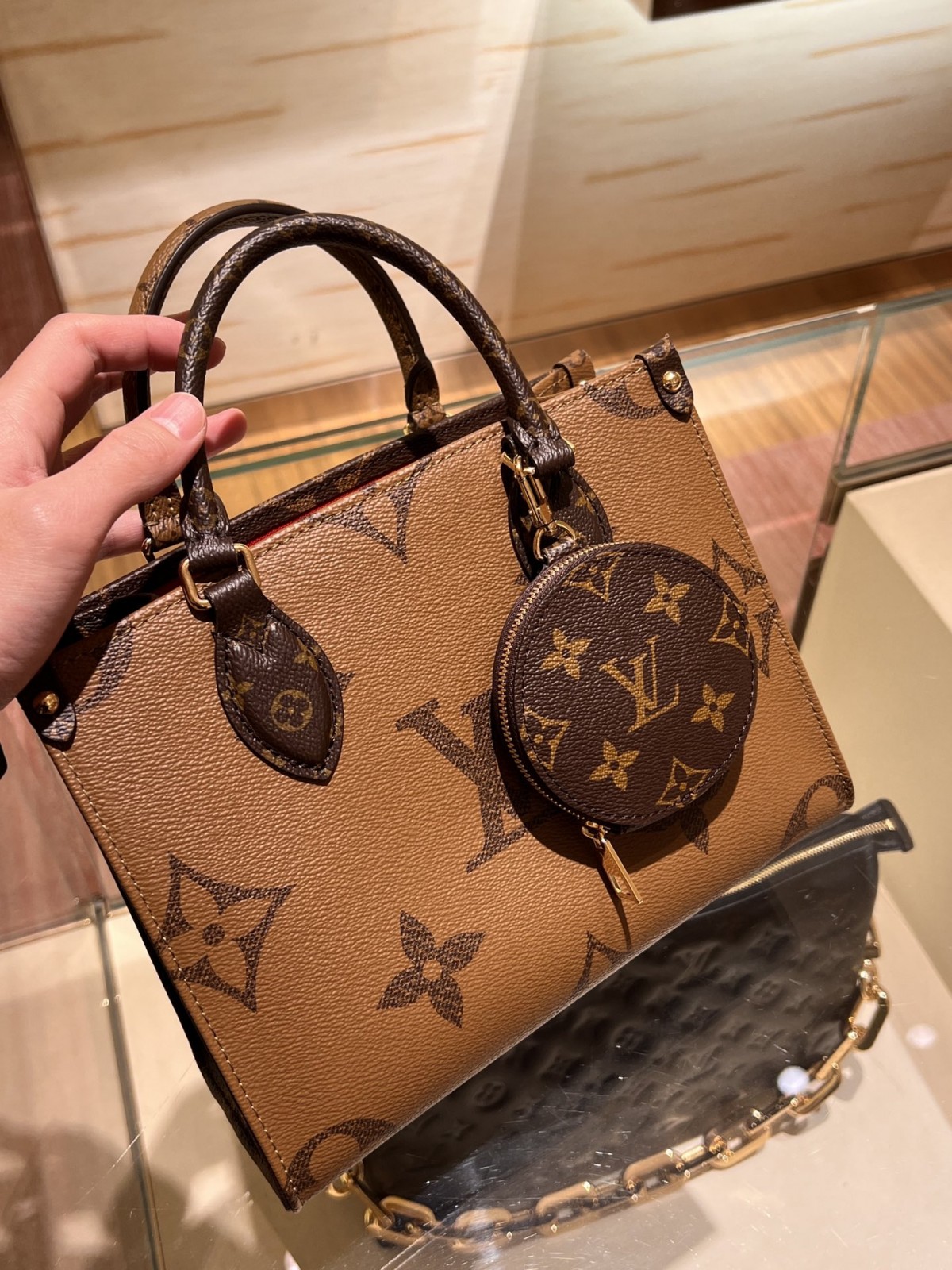 Shebag super replica Louis Vuitton M46373 ONTHEGO Small bag review (2025 May updated)-Best Quality Fake designer Bag Review, Replica designer bag ru Shebag super replica Louis Vuitton M46373 ONTHEGO Small bag review (2025 May updated)-Best Quality Fake designer Bag Review, Replica designer bag ru
