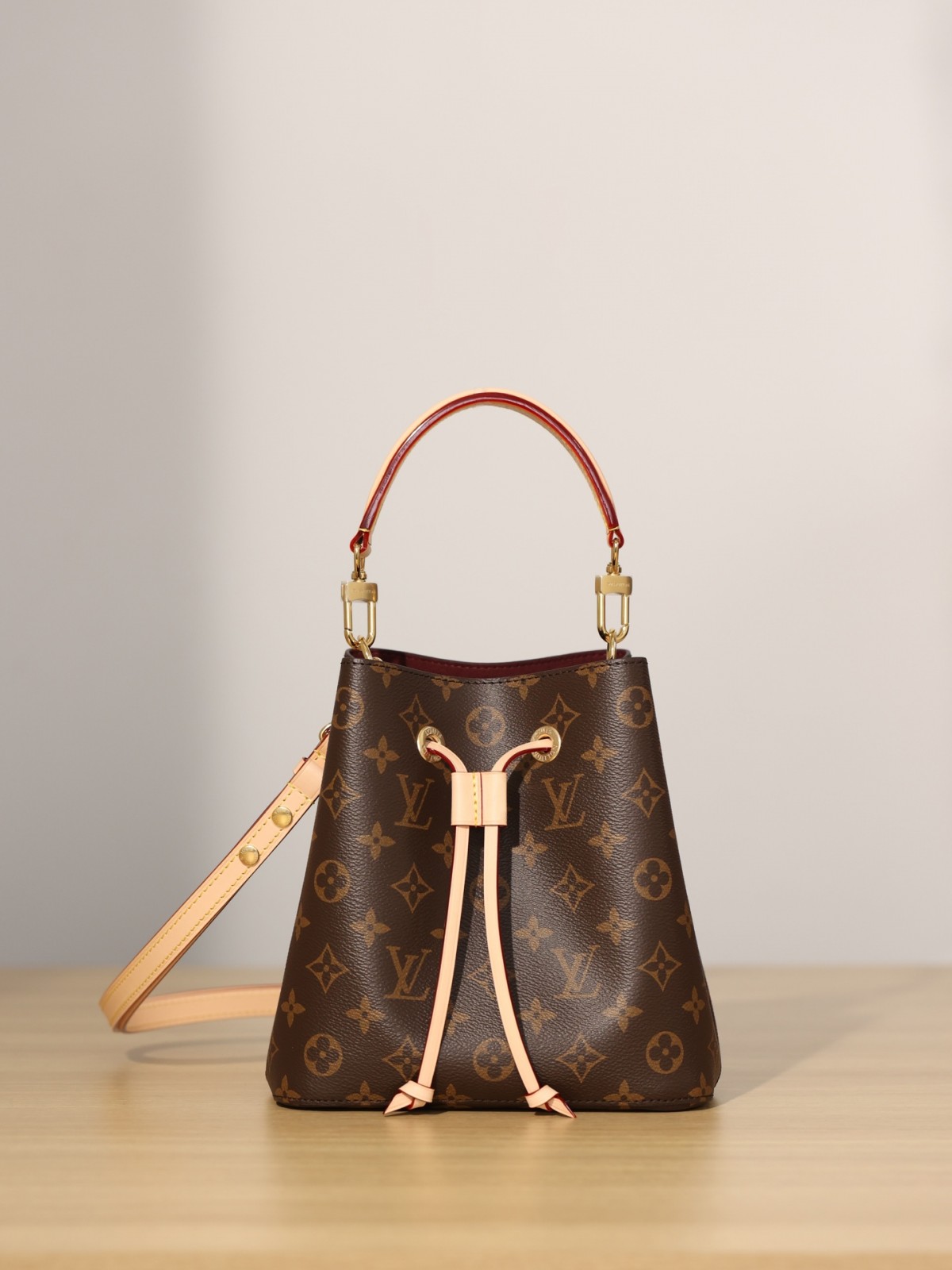 Shebag super replica Louis Vuitton M46581 NÉONOÉ BB bag review(2025 May updated)-Best Quality Fake designer Bag Review, Replica designer bag ru Shebag super replica Louis Vuitton M46581 NÉONOÉ BB bag review(2025 May updated)-Best Quality Fake designer Bag Review, Replica designer bag ru