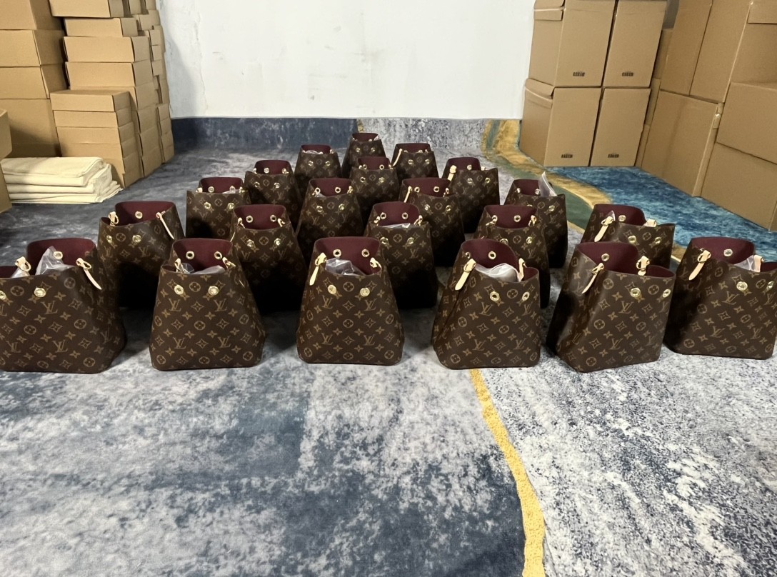 Shebag super replica Louis Vuitton M46581 NÉONOÉ BB bag review(2025 May updated)-Best Quality Fake designer Bag Review, Replica designer bag ru Shebag super replica Louis Vuitton M46581 NÉONOÉ BB bag review(2025 May updated)-Best Quality Fake designer Bag Review, Replica designer bag ru