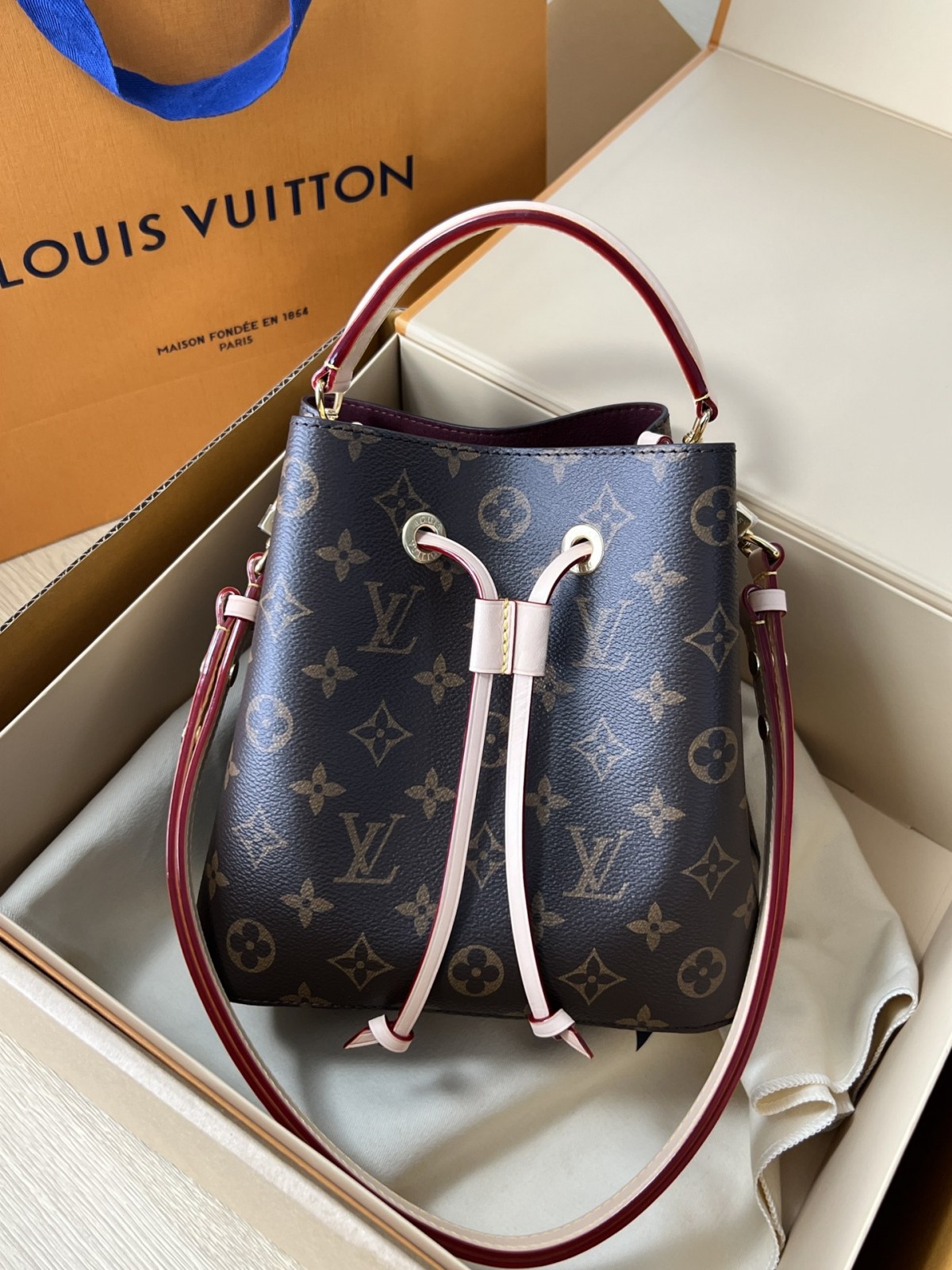 Shebag super replica Louis Vuitton M46581 NÉONOÉ BB bag review(2025 May updated)-Best Quality Fake designer Bag Review, Replica designer bag ru Shebag super replica Louis Vuitton M46581 NÉONOÉ BB bag review(2025 May updated)-Best Quality Fake designer Bag Review, Replica designer bag ru