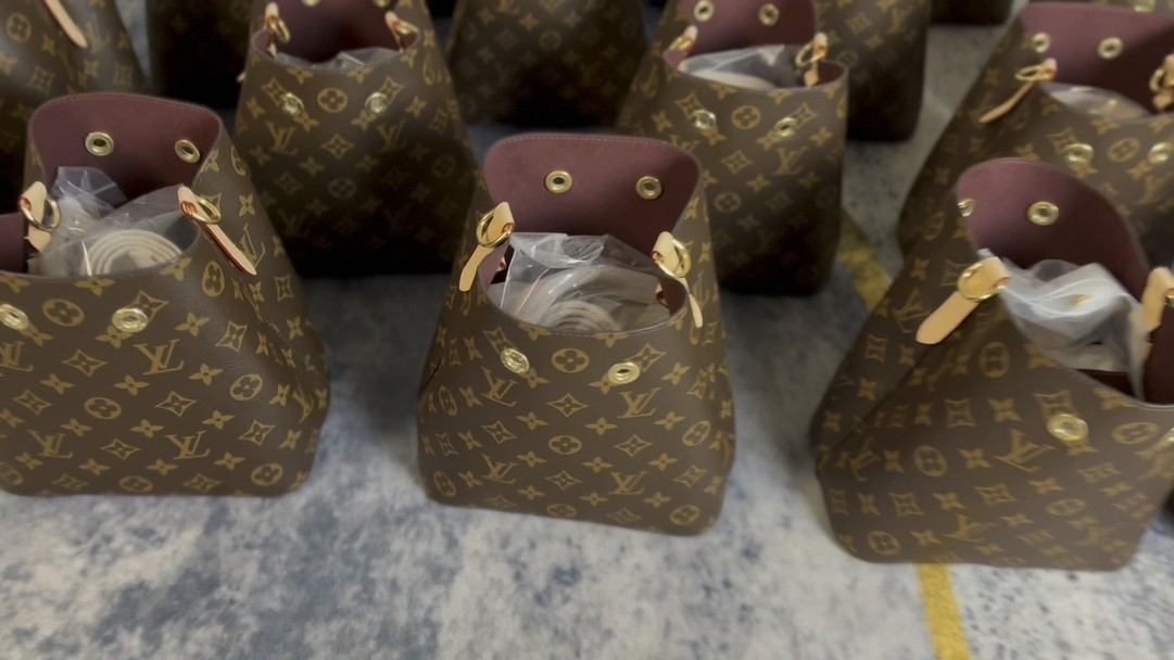 Shebag super replica Louis Vuitton M46581 NÉONOÉ BB bag review(2025 May updated)-Best Quality Fake designer Bag Review, Replica designer bag ru Shebag super replica Louis Vuitton M46581 NÉONOÉ BB bag review(2025 May updated)-Best Quality Fake designer Bag Review, Replica designer bag ru