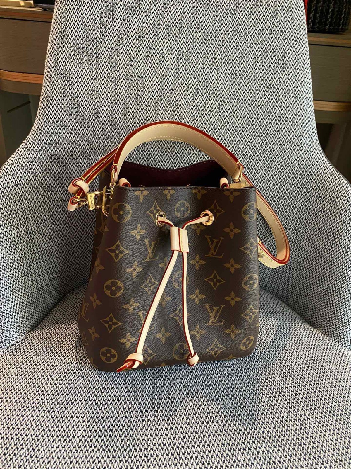 Shebag super replica Louis Vuitton M46581 NÉONOÉ BB bag review(2025 May updated)-Best Quality Fake designer Bag Review, Replica designer bag ru Shebag super replica Louis Vuitton M46581 NÉONOÉ BB bag review(2025 May updated)-Best Quality Fake designer Bag Review, Replica designer bag ru