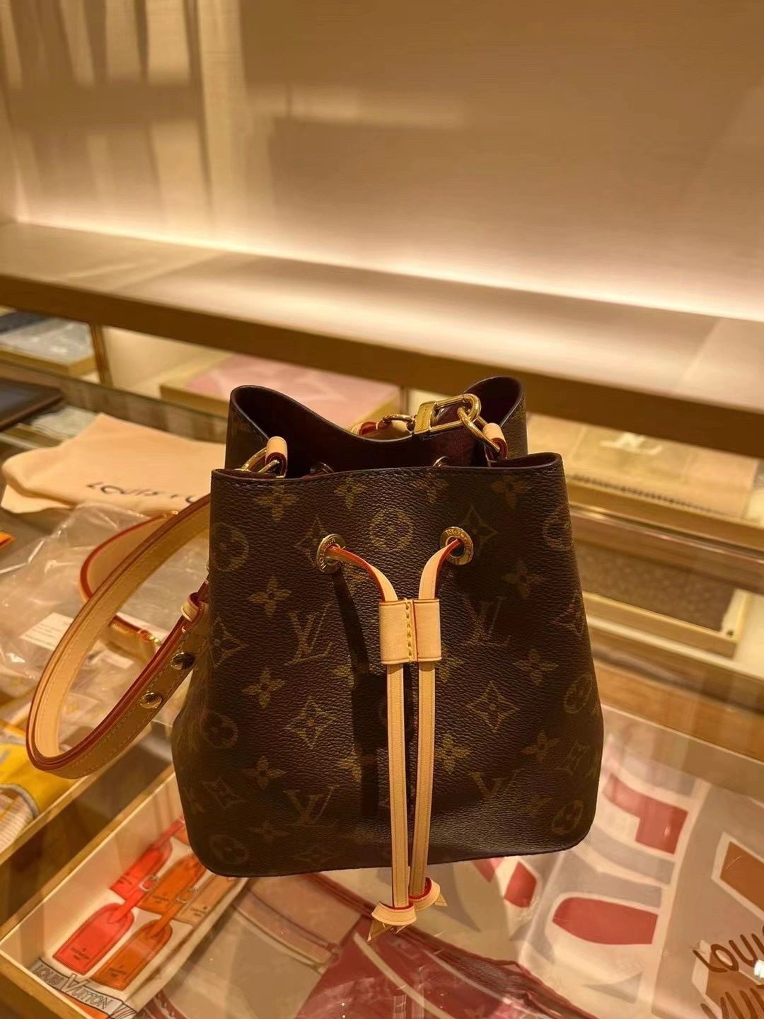 Shebag super replica Louis Vuitton M46581 NÉONOÉ BB bag review(2025 May updated)-Best Quality Fake designer Bag Review, Replica designer bag ru Shebag super replica Louis Vuitton M46581 NÉONOÉ BB bag review(2025 May updated)-Best Quality Fake designer Bag Review, Replica designer bag ru