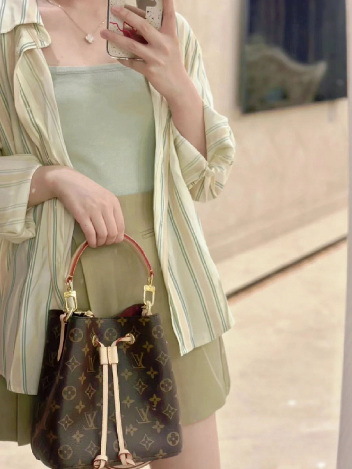 Shebag super replica Louis Vuitton M46581 NÉONOÉ BB bag review(2025 May updated)-Best Quality Fake designer Bag Review, Replica designer bag ru Shebag super replica Louis Vuitton M46581 NÉONOÉ BB bag review(2025 May updated)-Best Quality Fake designer Bag Review, Replica designer bag ru