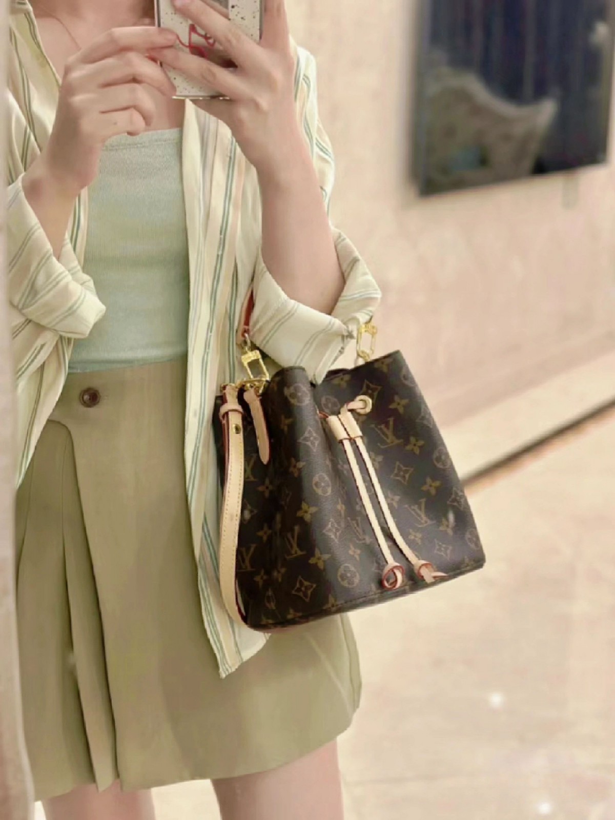 Shebag super replica Louis Vuitton M46581 NÉONOÉ BB bag review(2025 May updated)-Best Quality Fake designer Bag Review, Replica designer bag ru Shebag super replica Louis Vuitton M46581 NÉONOÉ BB bag review(2025 May updated)-Best Quality Fake designer Bag Review, Replica designer bag ru