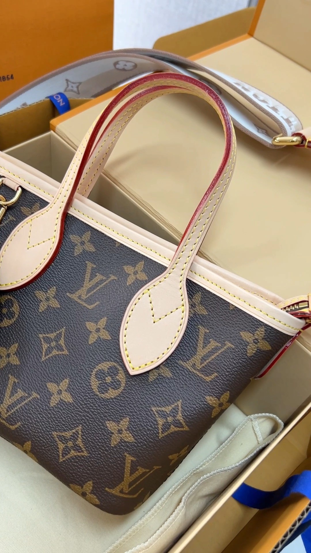 Shebag Super replica Louis Vuitton M46705 NEVERFULL BB bag review(2025 May updated)-Best Quality Fake designer Bag Review, Replica designer bag ru