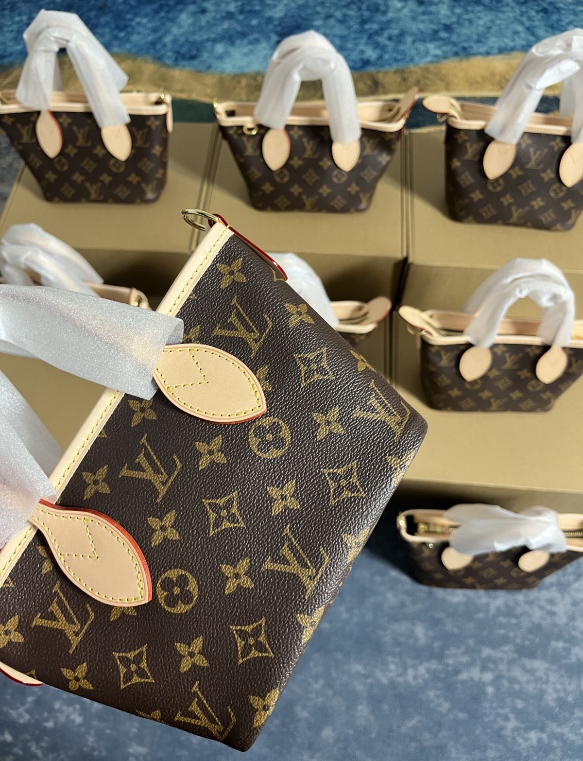 Shebag Super replica Louis Vuitton M46705 NEVERFULL BB bag review(2025 May updated)-Best Quality Fake designer Bag Review, Replica designer bag ru