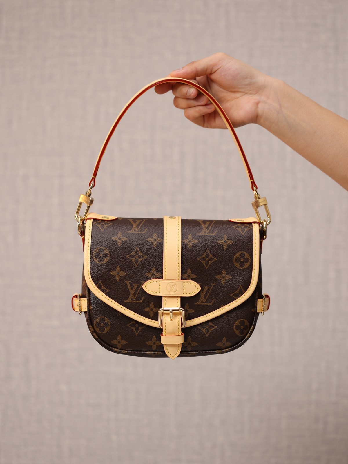 Shebag super replica Louis Vuitton M46740 SAUMUR BB bag review(2025 May udated)-Best Quality Fake designer Bag Review, Replica designer bag ru