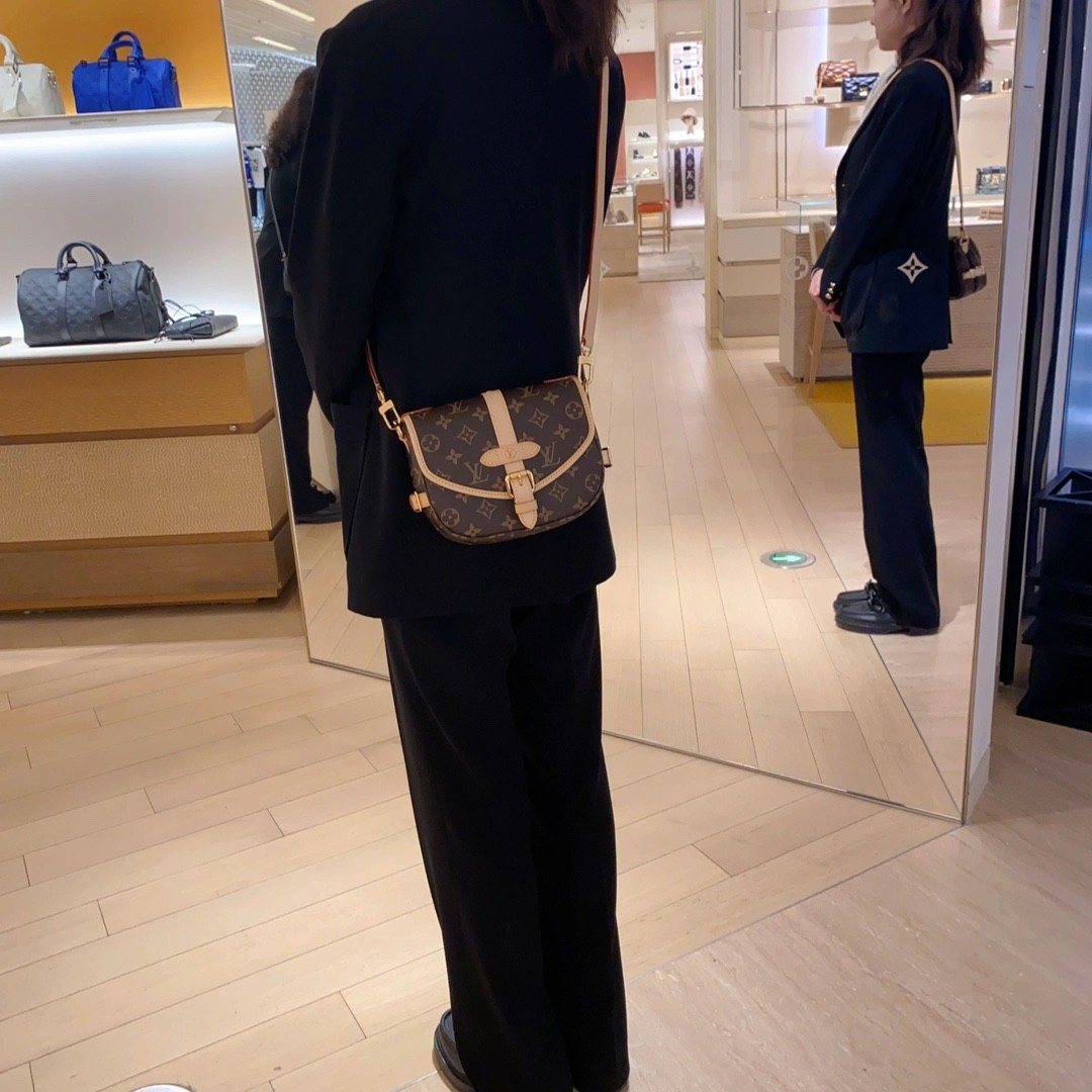 Shebag super replica Louis Vuitton M46740 SAUMUR BB bag review(2025 May udated)-Best Quality Fake designer Bag Review, Replica designer bag ru