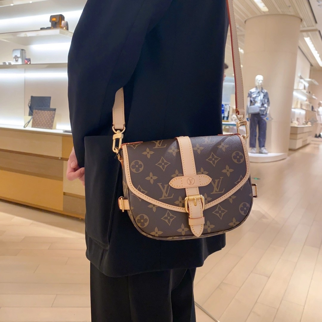 Shebag super replica Louis Vuitton M46740 SAUMUR BB bag review(2025 May udated)-Best Quality Fake designer Bag Review, Replica designer bag ru