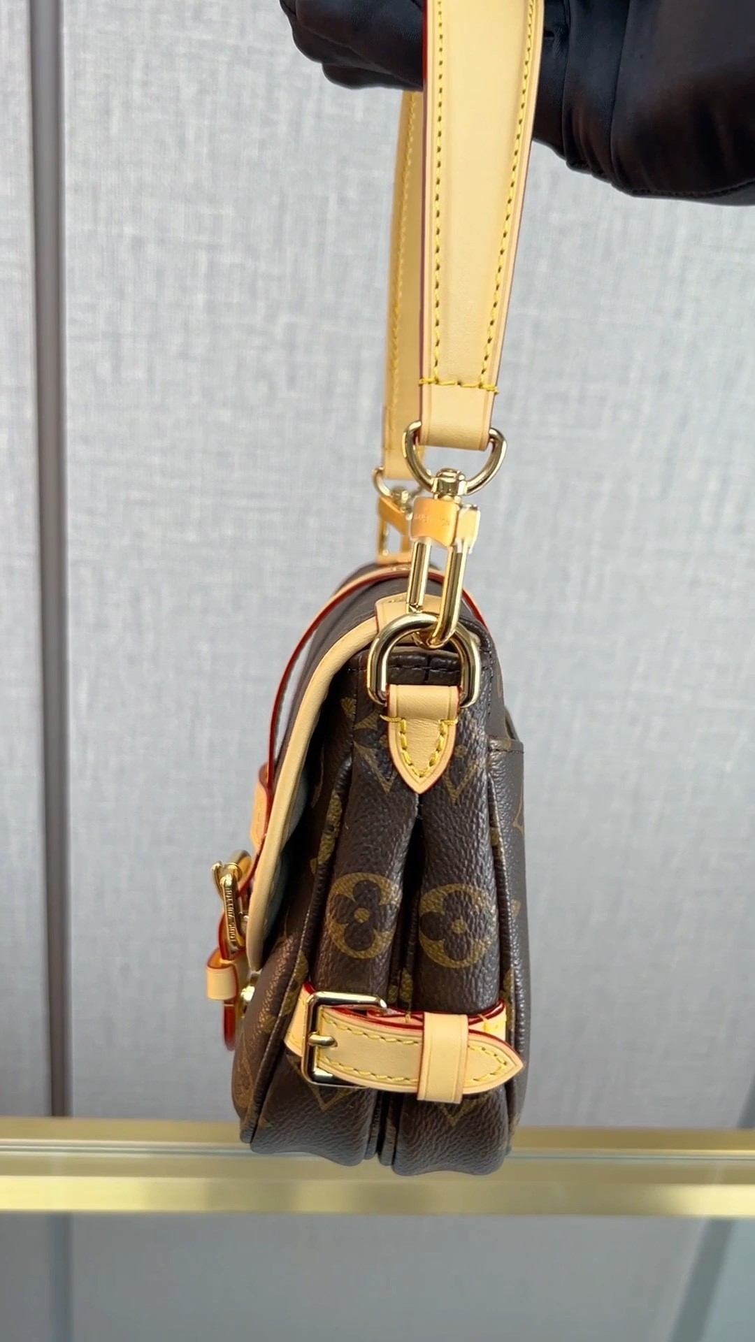 Shebag super replica Louis Vuitton M46740 SAUMUR BB bag review(2025 May udated)-Best Quality Fake designer Bag Review, Replica designer bag ru