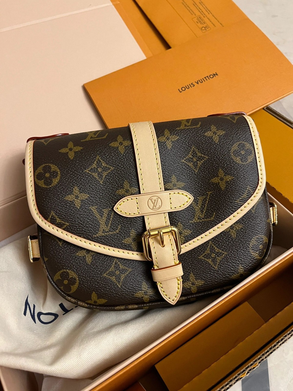 Shebag super replica Louis Vuitton M46740 SAUMUR BB bag review(2025 May udated)-Best Quality Fake designer Bag Review, Replica designer bag ru