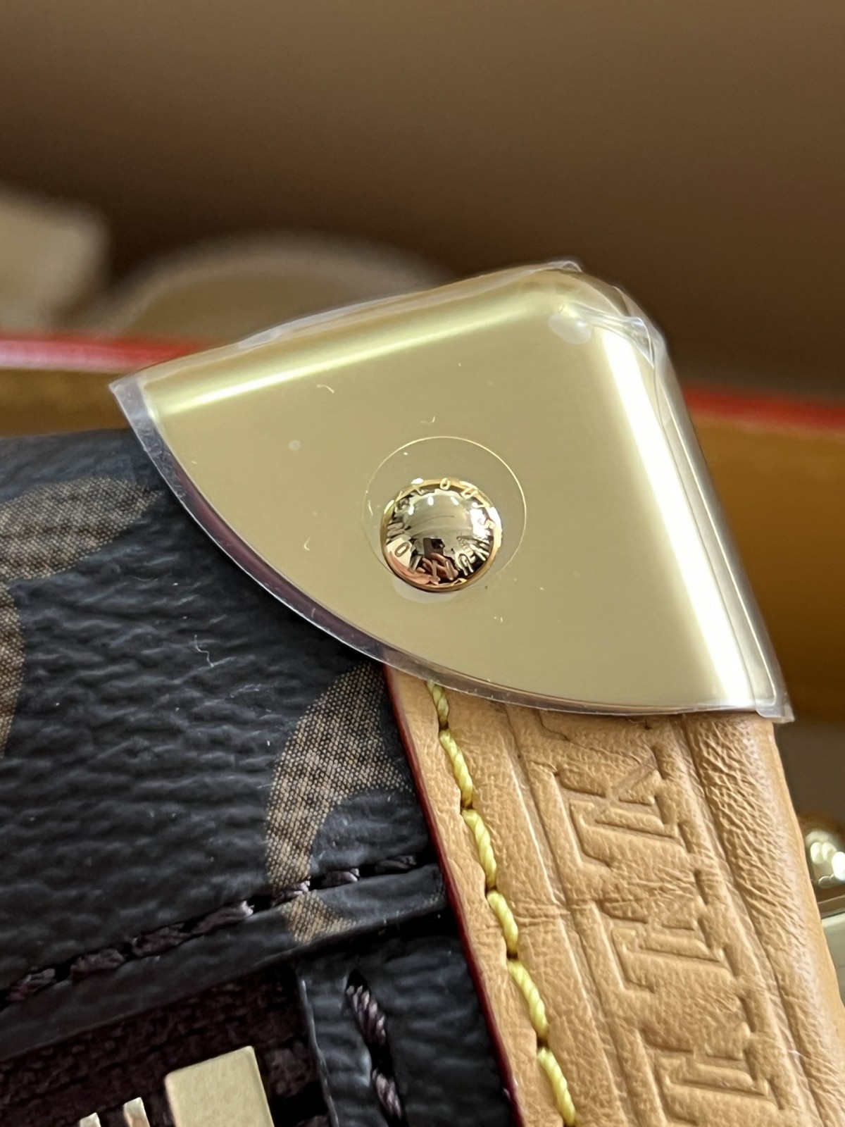 Shebag super replica Louis Vuitton M46815 SIDE TRUNK Small bag review(2025 May updated)-Best Quality Fake designer Bag Review, Replica designer bag ru