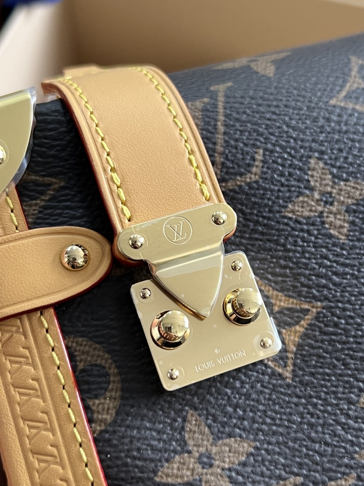 Shebag super replica Louis Vuitton M46815 SIDE TRUNK Small bag review(2025 May updated)-Best Quality Fake designer Bag Review, Replica designer bag ru