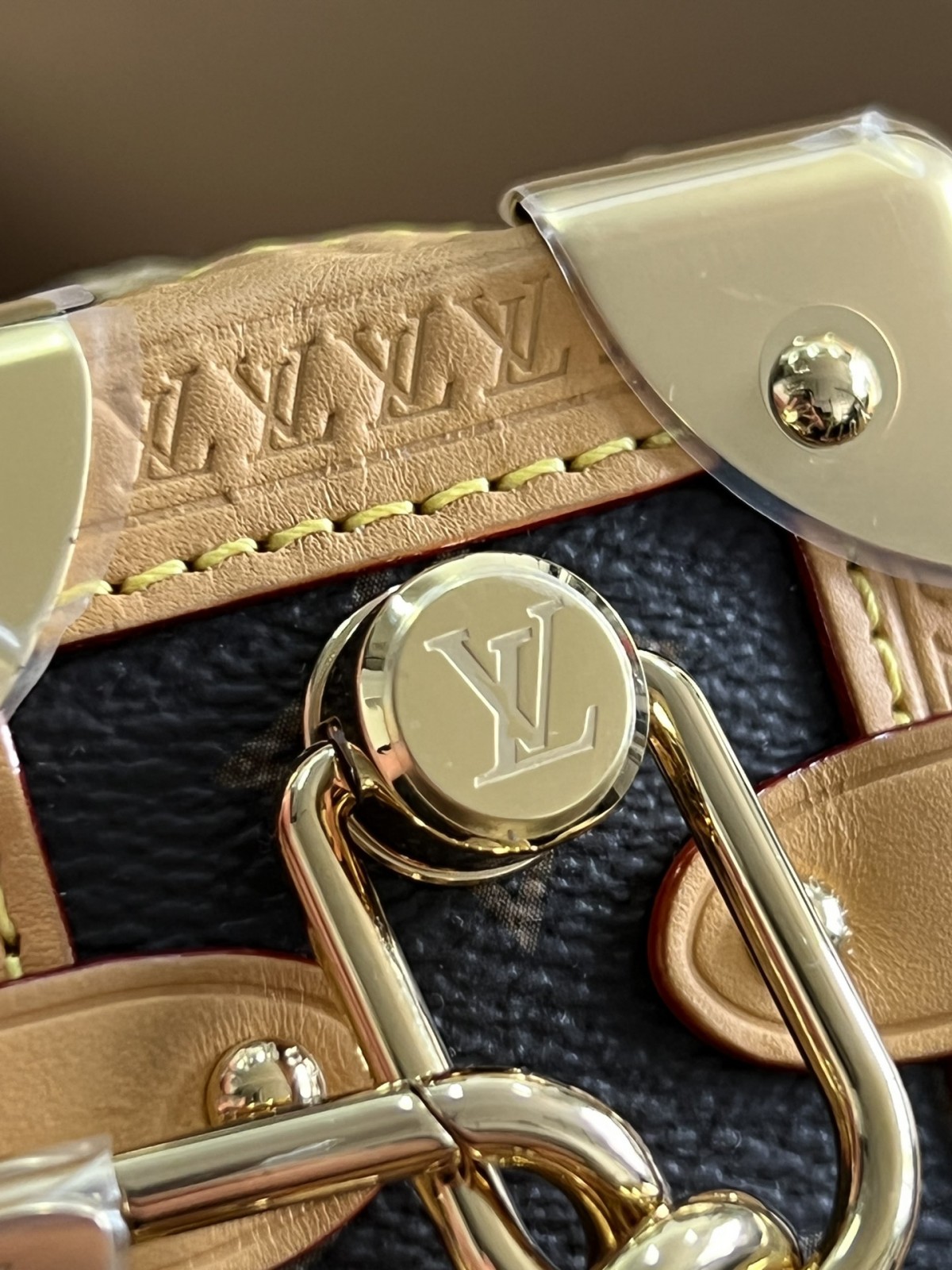Shebag super replica Louis Vuitton M46815 SIDE TRUNK Small bag review(2025 May updated)-Best Quality Fake designer Bag Review, Replica designer bag ru