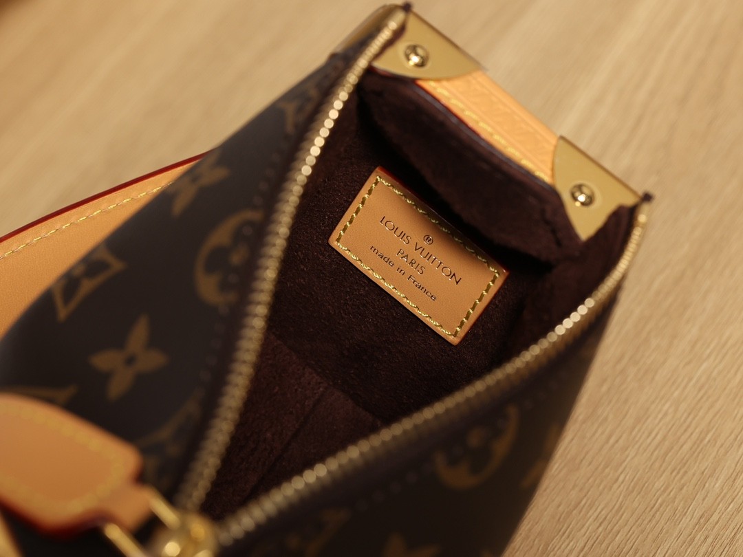 Shebag super replica Louis Vuitton M46815 SIDE TRUNK Small bag review(2025 May updated)-Best Quality Fake designer Bag Review, Replica designer bag ru