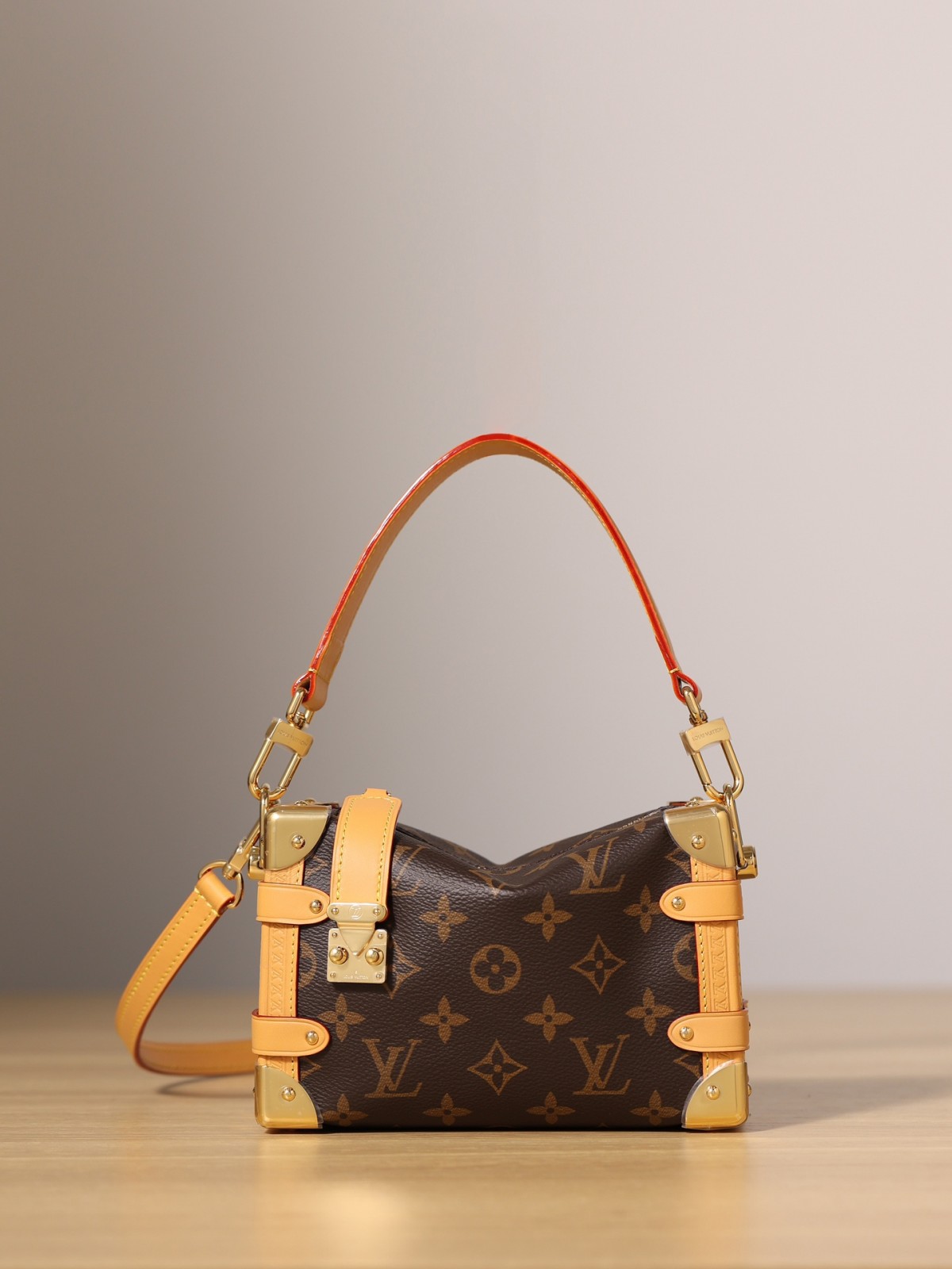 Shebag super replica Louis Vuitton M46815 SIDE TRUNK Small bag review(2025 May updated)-Best Quality Fake designer Bag Review, Replica designer bag ru