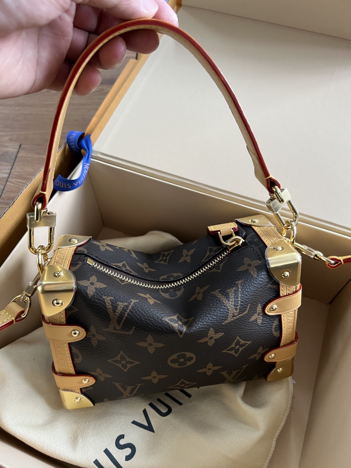 Shebag super replica Louis Vuitton M46815 SIDE TRUNK Small bag review(2025 May updated)-Best Quality Fake designer Bag Review, Replica designer bag ru