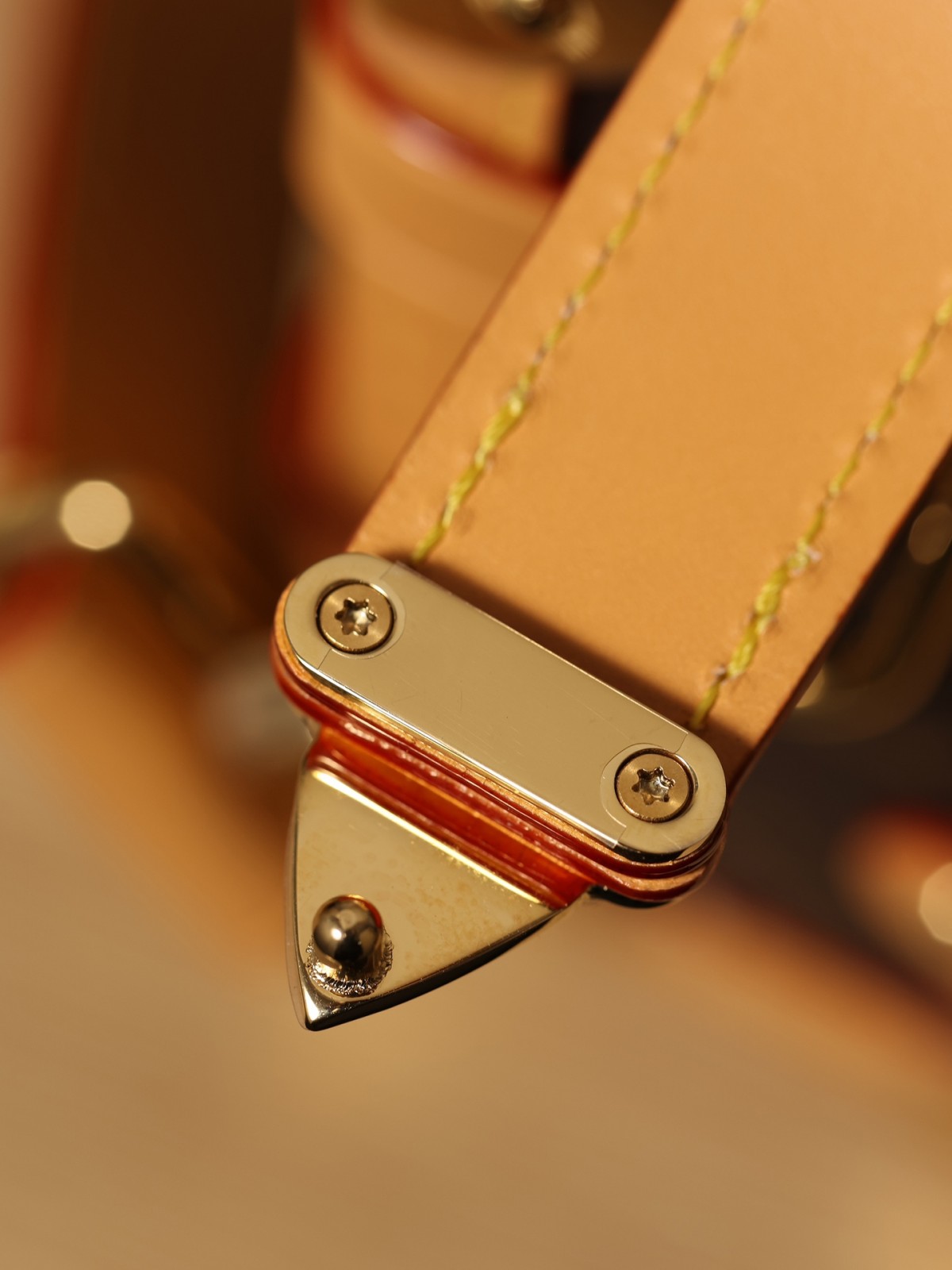 Shebag super replica Louis Vuitton M46815 SIDE TRUNK Small bag review(2025 May updated)-Best Quality Fake designer Bag Review, Replica designer bag ru
