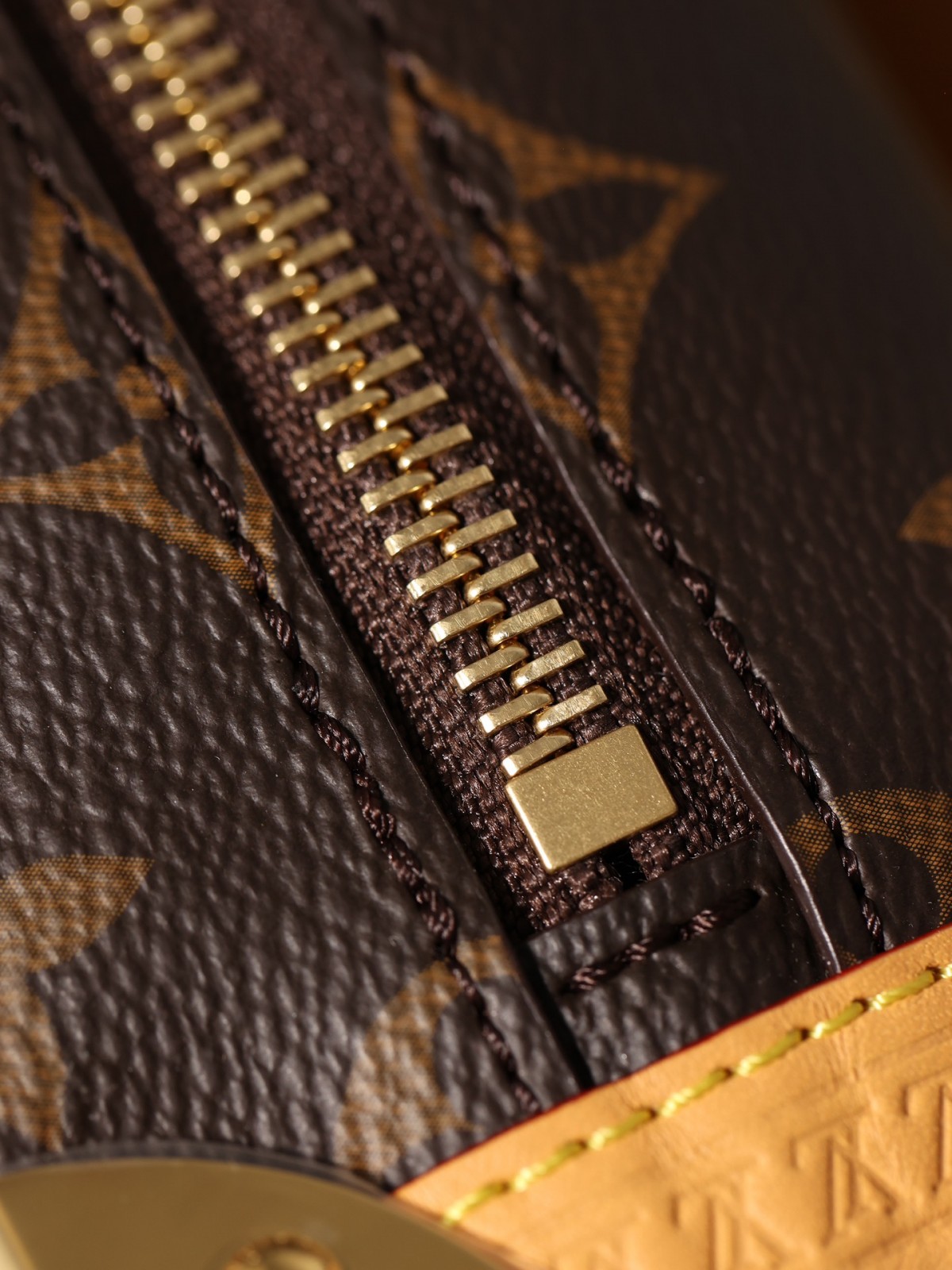 Shebag super replica Louis Vuitton M46815 SIDE TRUNK Small bag review(2025 May updated)-Best Quality Fake designer Bag Review, Replica designer bag ru