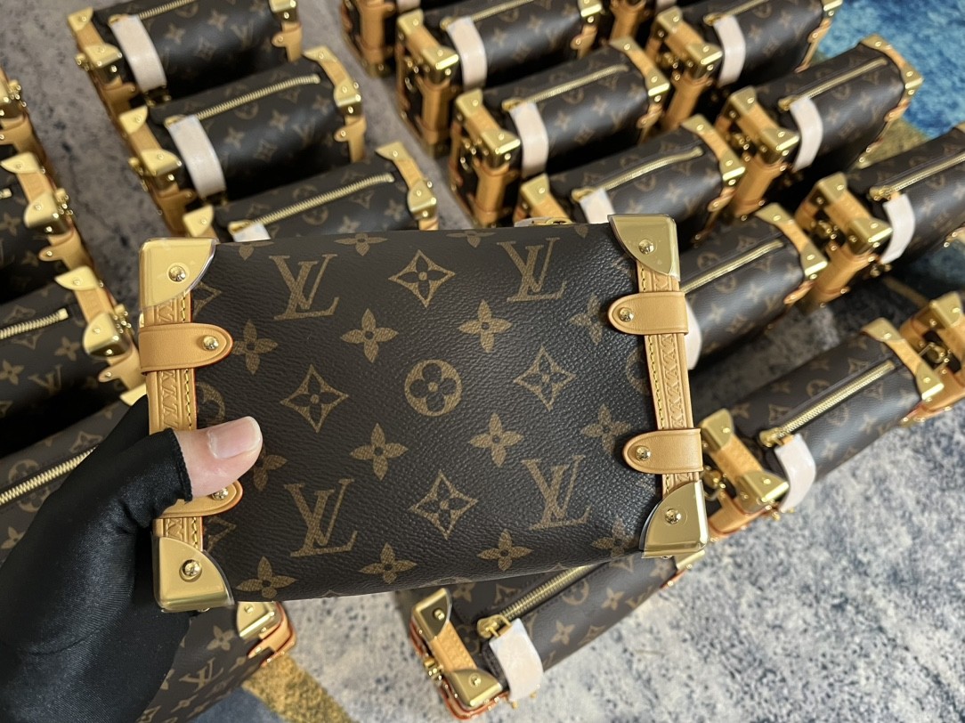 Shebag super replica Louis Vuitton M46815 SIDE TRUNK Small bag review(2025 May updated)-Best Quality Fake designer Bag Review, Replica designer bag ru