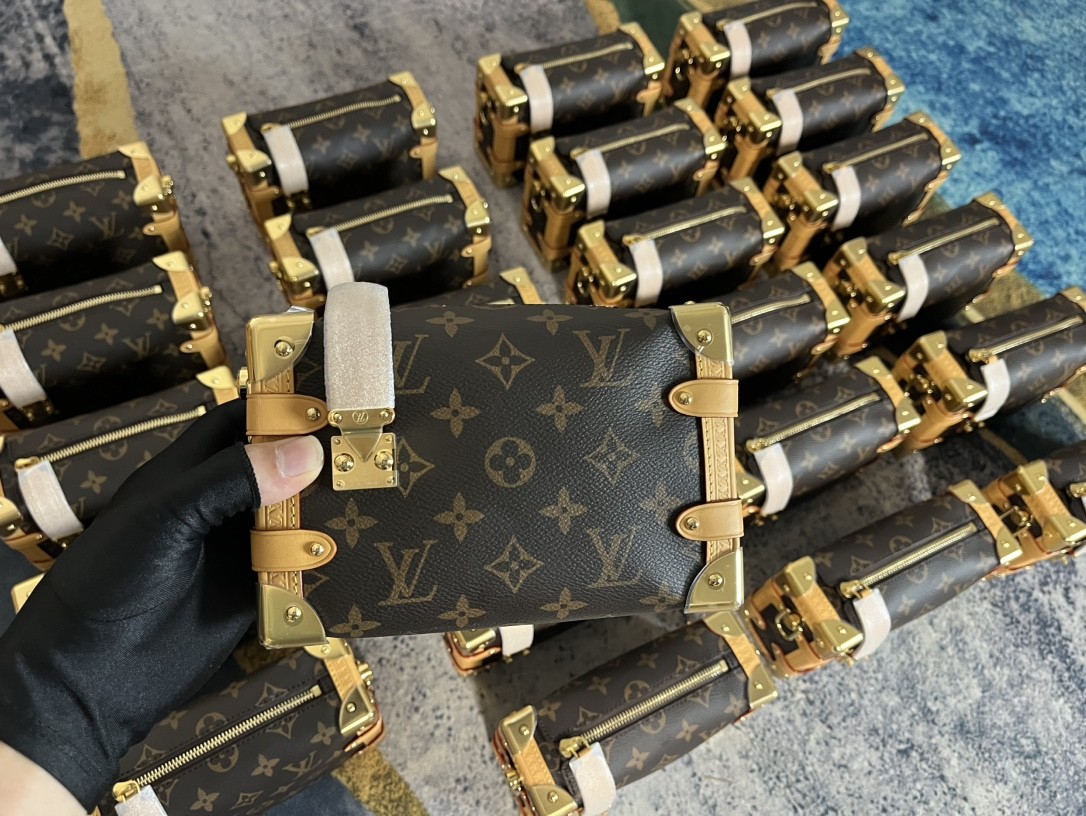 Shebag super replica Louis Vuitton M46815 SIDE TRUNK Small bag review(2025 May updated)-Best Quality Fake designer Bag Review, Replica designer bag ru