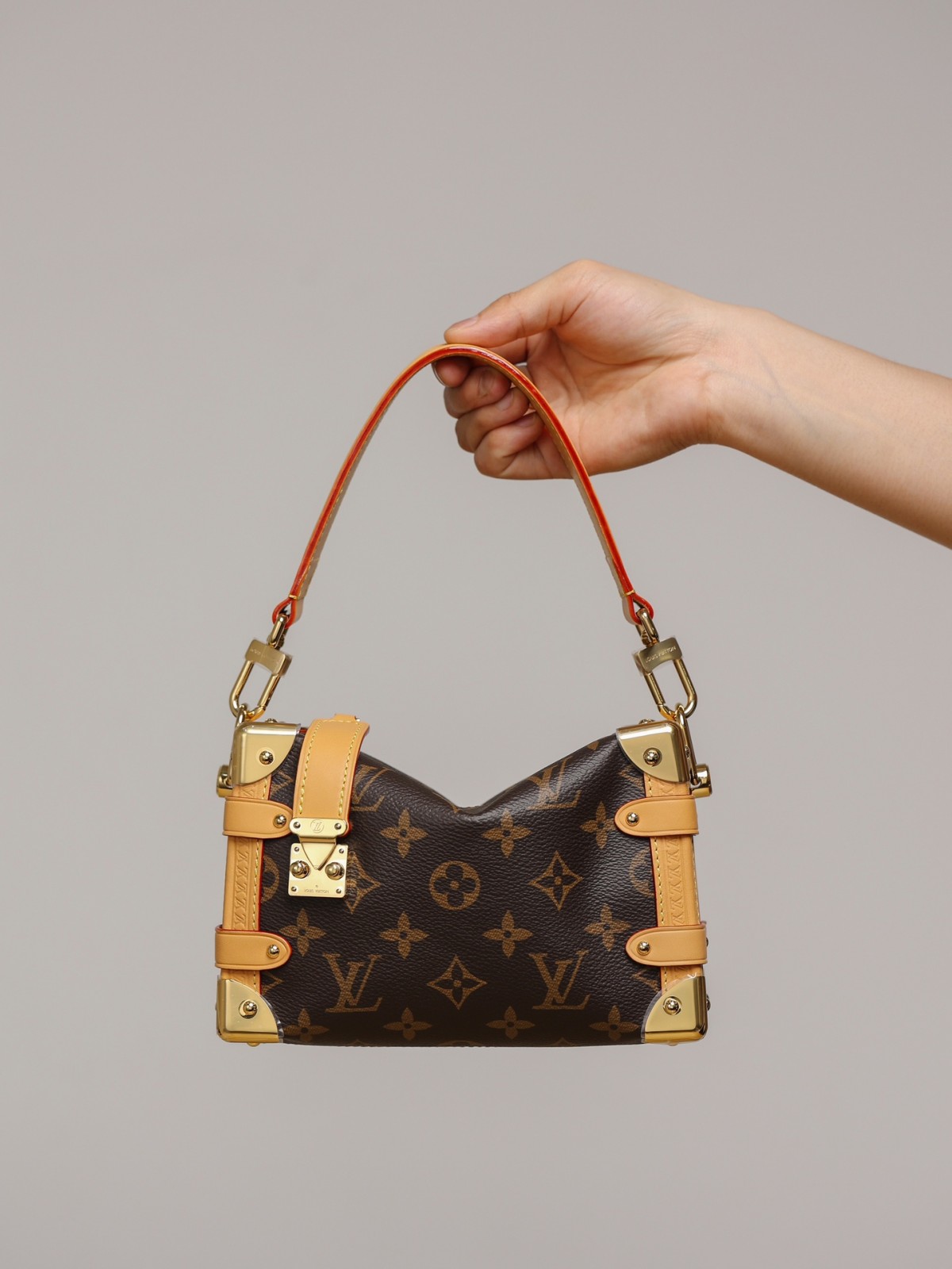 Shebag super replica Louis Vuitton M46815 SIDE TRUNK Small bag review(2025 May updated)-Best Quality Fake designer Bag Review, Replica designer bag ru