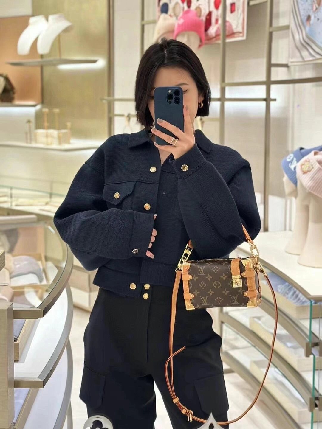 Shebag super replica Louis Vuitton M46815 SIDE TRUNK Small bag review(2025 May updated)-Best Quality Fake designer Bag Review, Replica designer bag ru