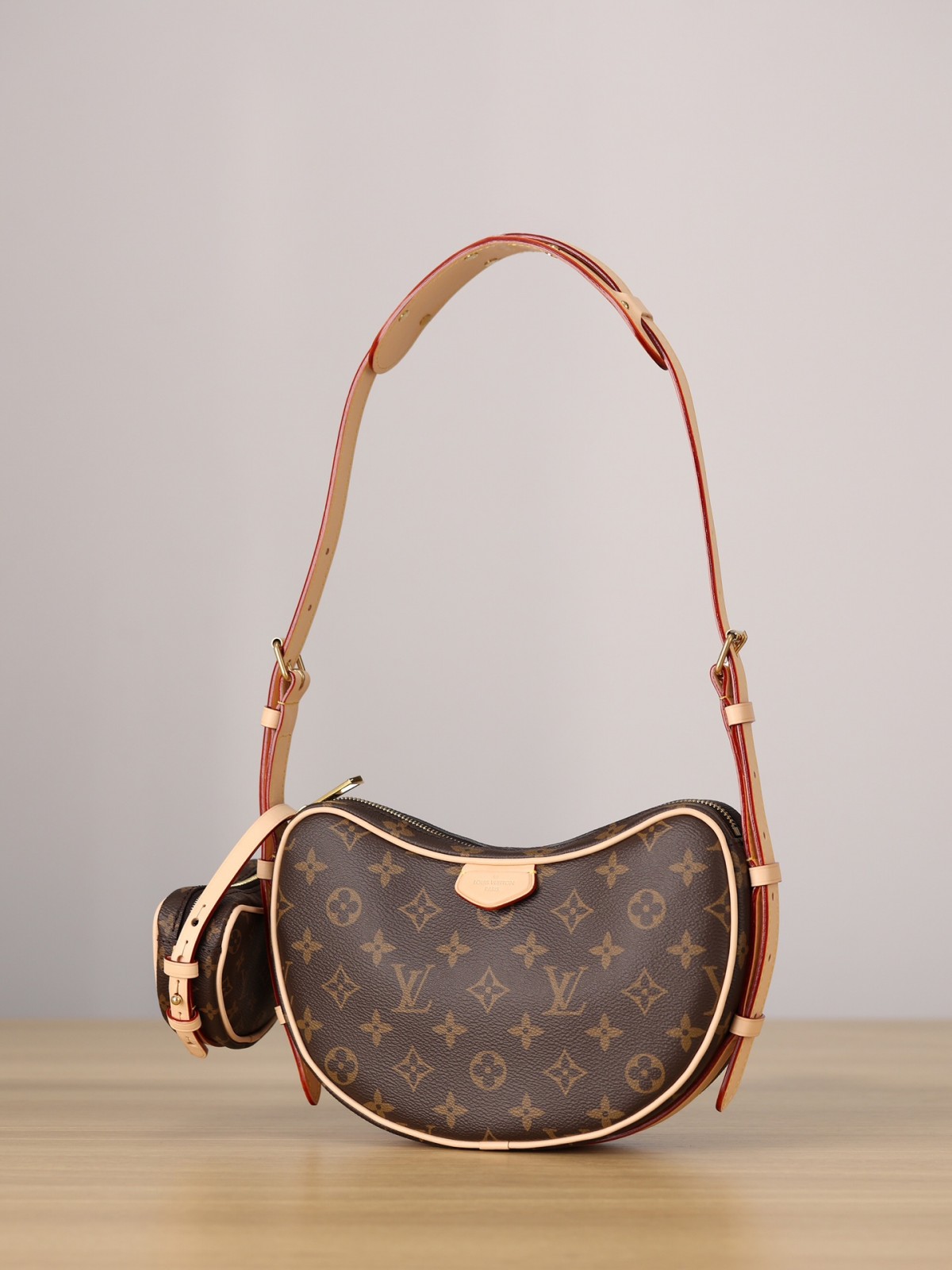 Shebag super replica Louis Vuitton M46828 CROISSANT Medium size bag review(2025 May updated)-Best Quality Fake designer Bag Review, Replica designer bag ru Shebag super replica Louis Vuitton M46828 CROISSANT Medium size bag review(2025 May updated)-Best Quality Fake designer Bag Review, Replica designer bag ru