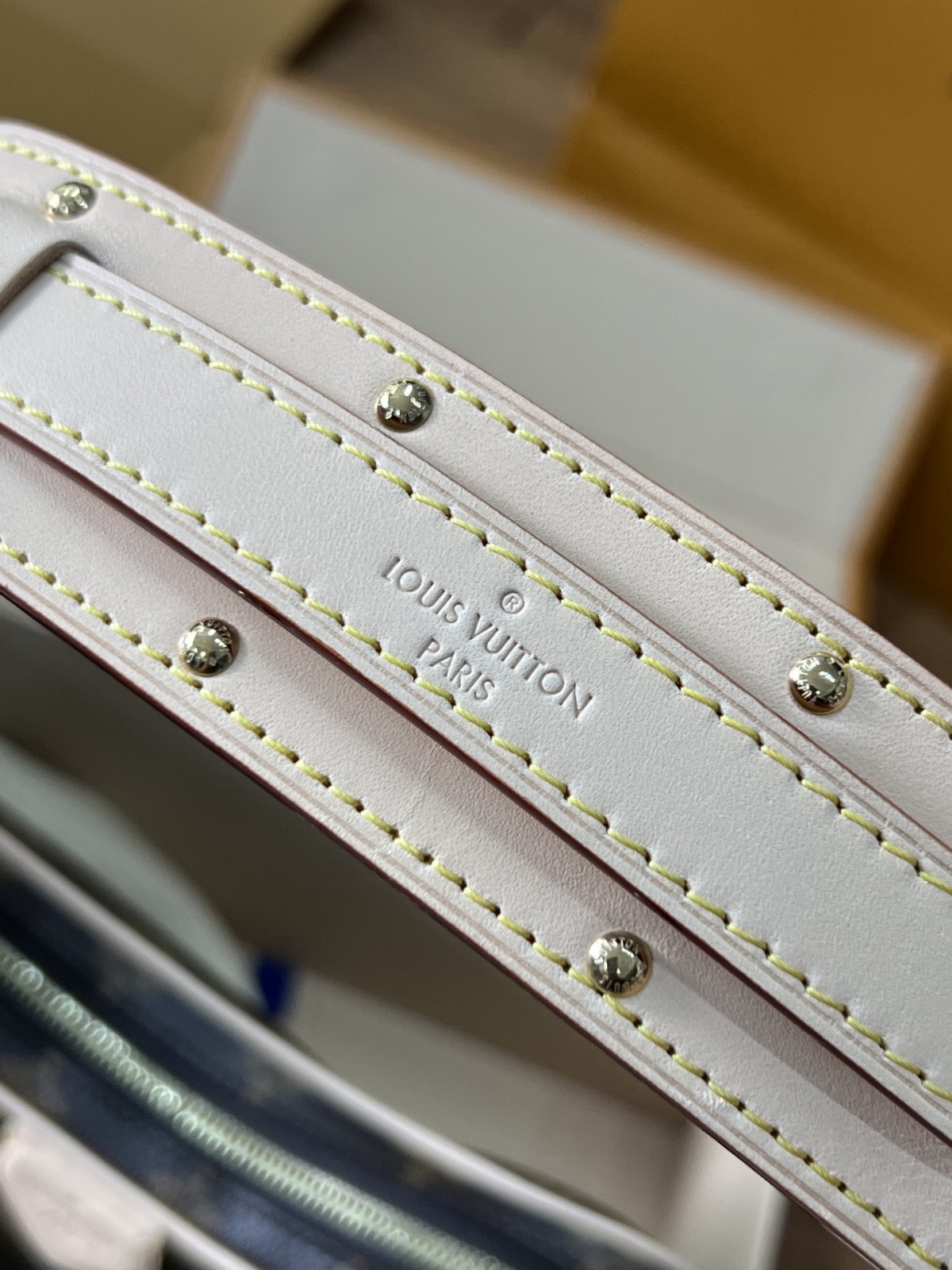 Shebag super replica Louis Vuitton M46828 CROISSANT Medium size bag review(2025 May updated)-Best Quality Fake designer Bag Review, Replica designer bag ru Shebag super replica Louis Vuitton M46828 CROISSANT Medium size bag review(2025 May updated)-Best Quality Fake designer Bag Review, Replica designer bag ru
