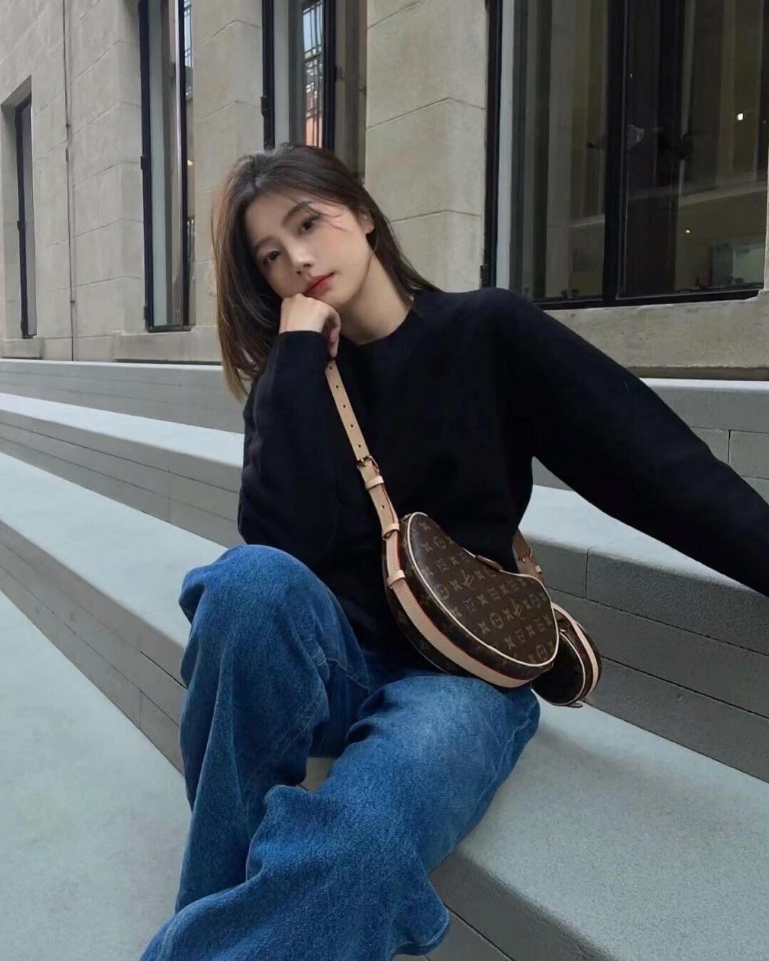 Shebag super replica Louis Vuitton M46828 CROISSANT Medium size bag review(2025 May updated)-Best Quality Fake designer Bag Review, Replica designer bag ru Shebag super replica Louis Vuitton M46828 CROISSANT Medium size bag review(2025 May updated)-Best Quality Fake designer Bag Review, Replica designer bag ru