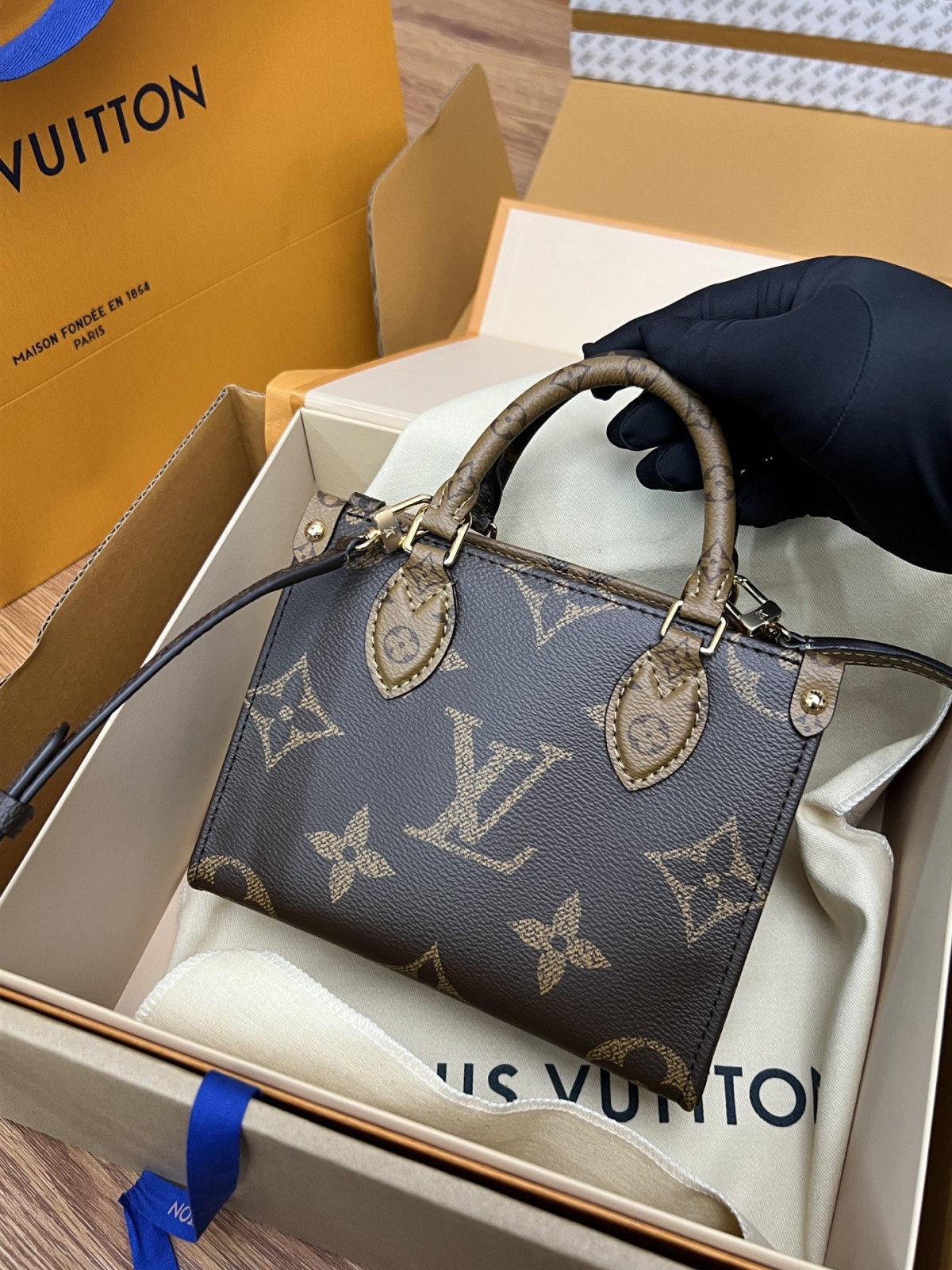 Shebag Super replica Louis Vuitton M46839 ONTHEGO BB bag review (2025 May updated)-Best Quality Fake designer Bag Review, Replica designer bag ru Shebag Super replica Louis Vuitton M46839 ONTHEGO BB bag review (2025 May updated)-Best Quality Fake designer Bag Review, Replica designer bag ru
